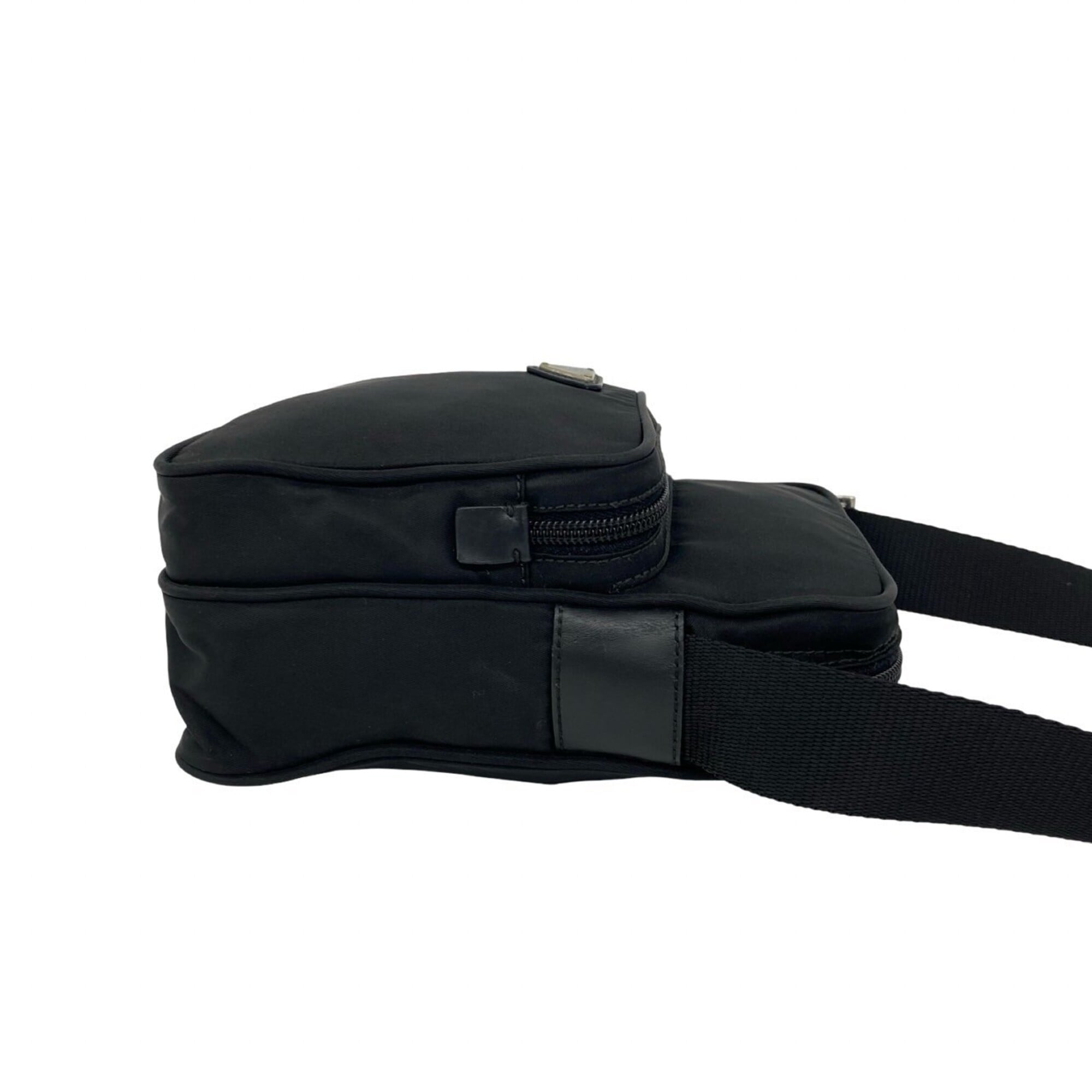Prada Black Nylon Leather Pochette Shoulder Bag (Pre-Owned)