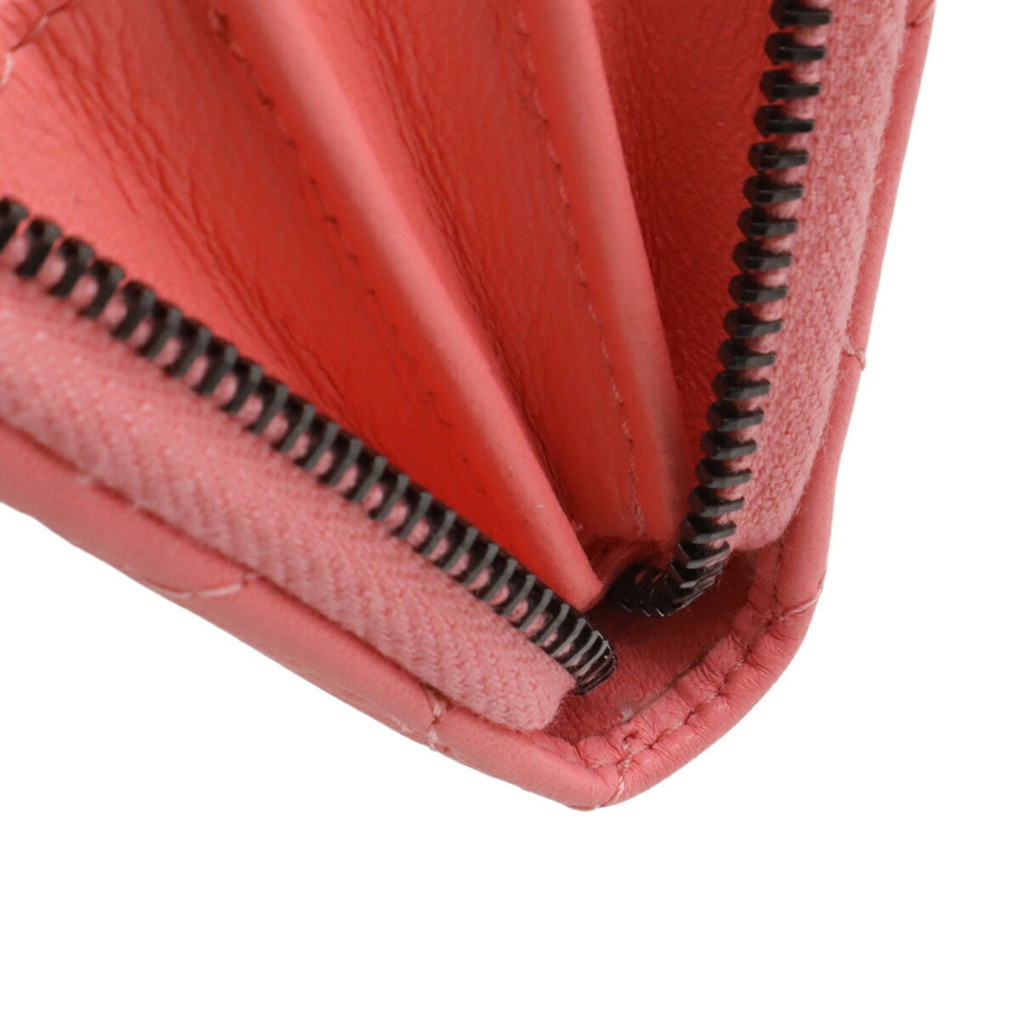 Chanel Matelasse Coral Pink Leather Coin Purse/Coin Case (Pre-Owned)