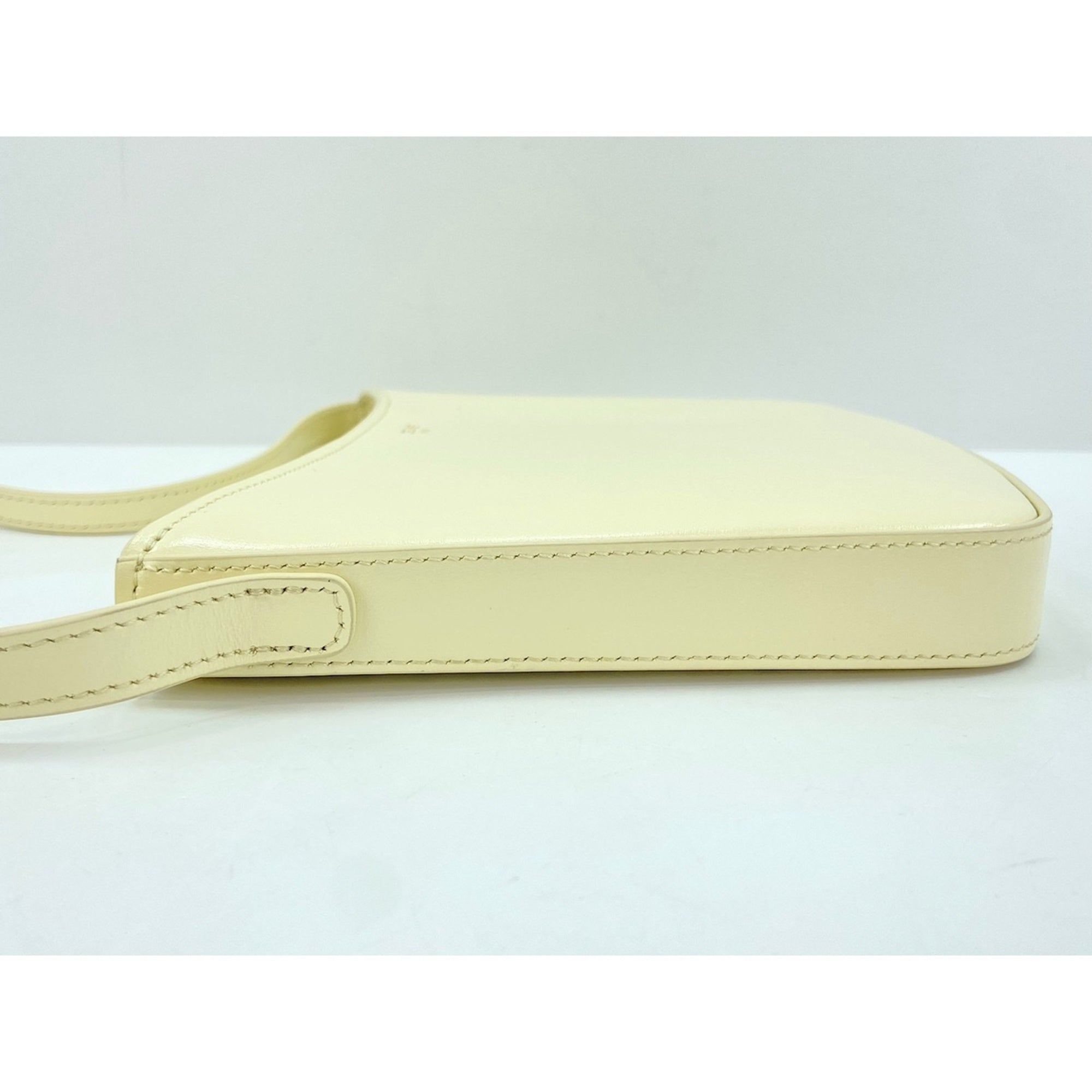 Celine Beige Leather Shoulder Bag (Pre-Owned)