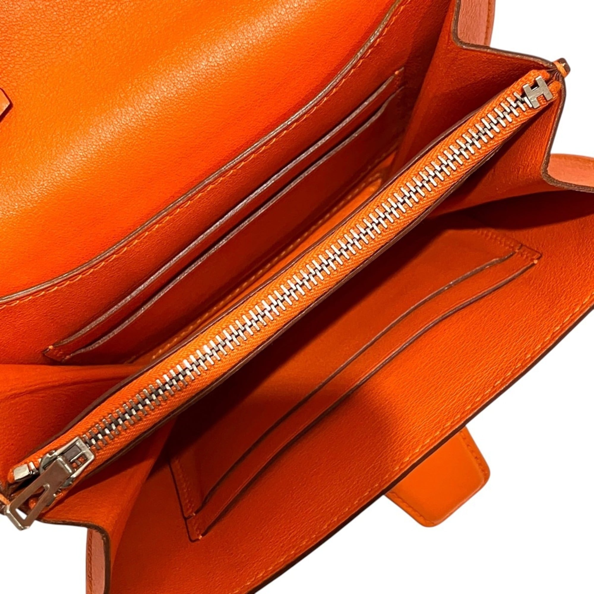Hermes Orange Shoulder Bag (Pre-Owned)