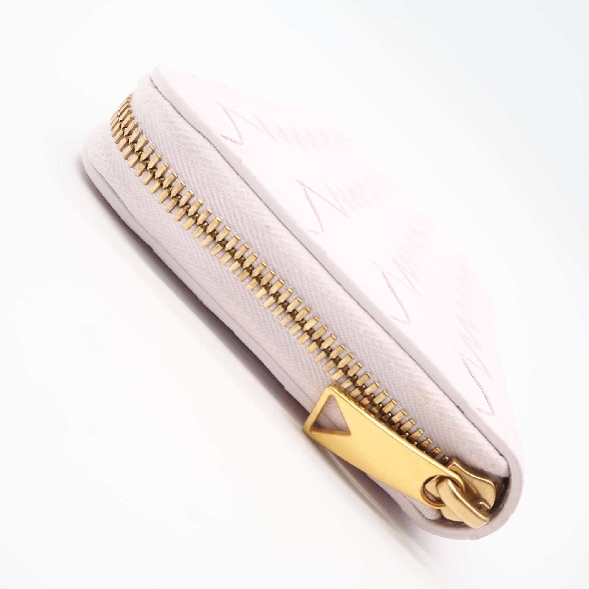 Bottega Veneta Intrecciato Pink Leather Long Wallet (Bi-Fold) (Pre-Owned)