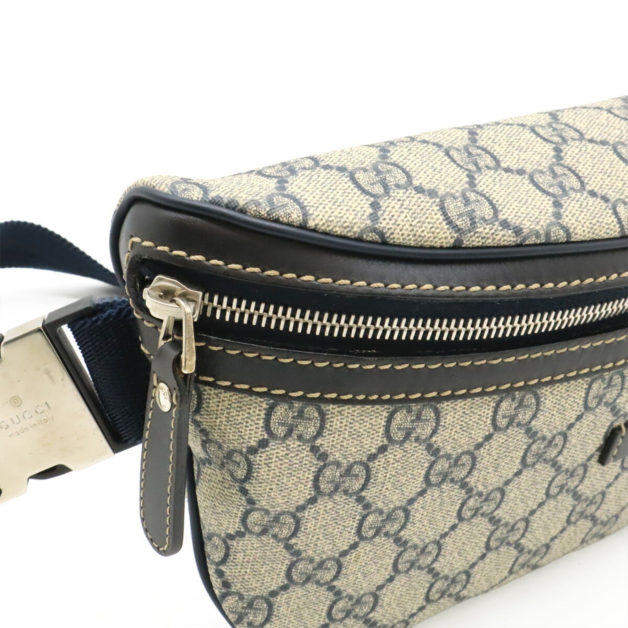 Gucci Gg Imprimé Navy Coated Canvas Pvc Leather Pouch Sling Bag (Pre-Owned)