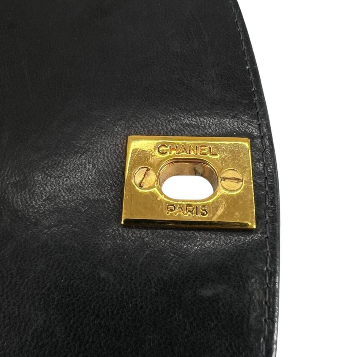 Chanel Black Grained Calfskin Shoulder Bag (Pre-Owned)