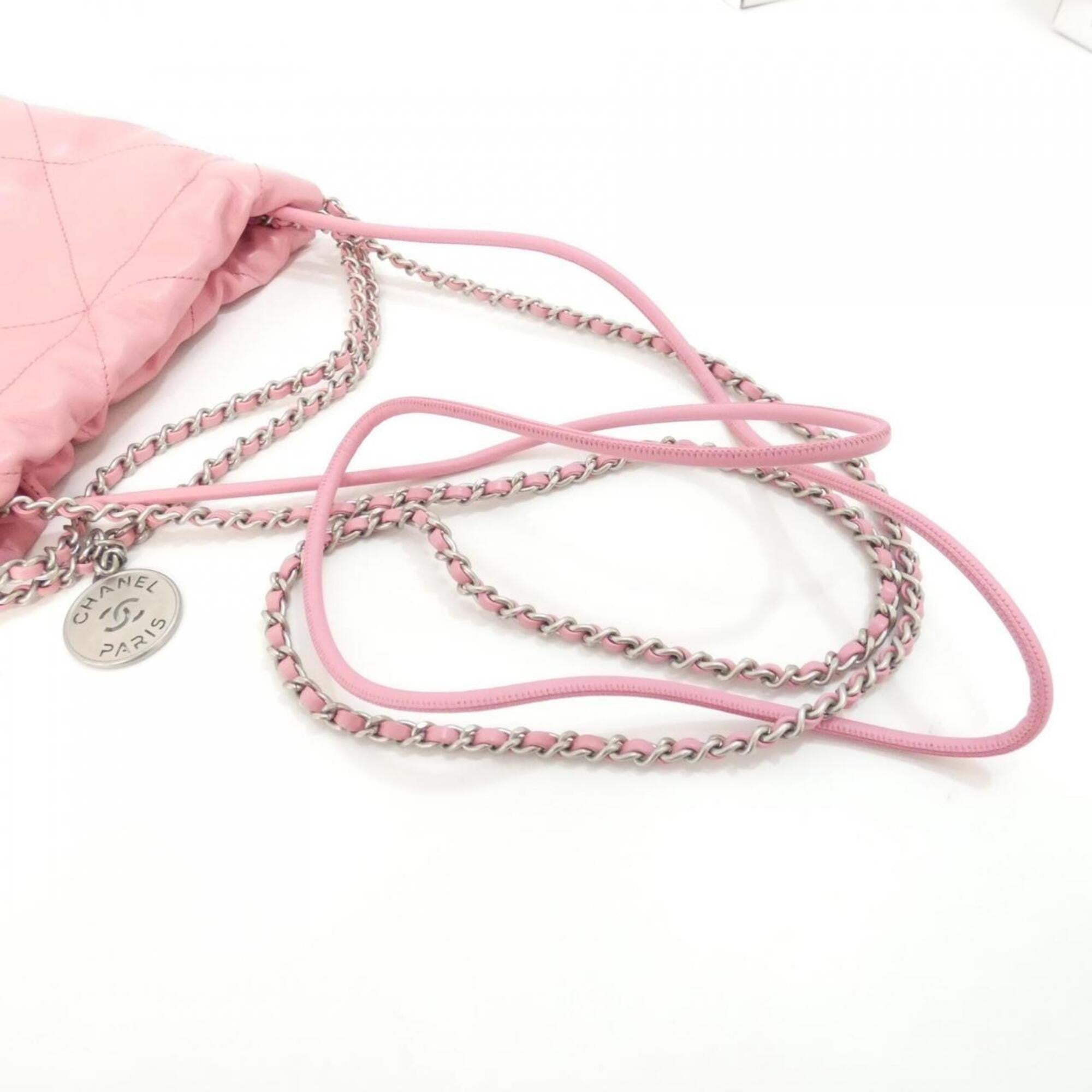 Chanel Pink Leather Handbag (Pre-Owned)