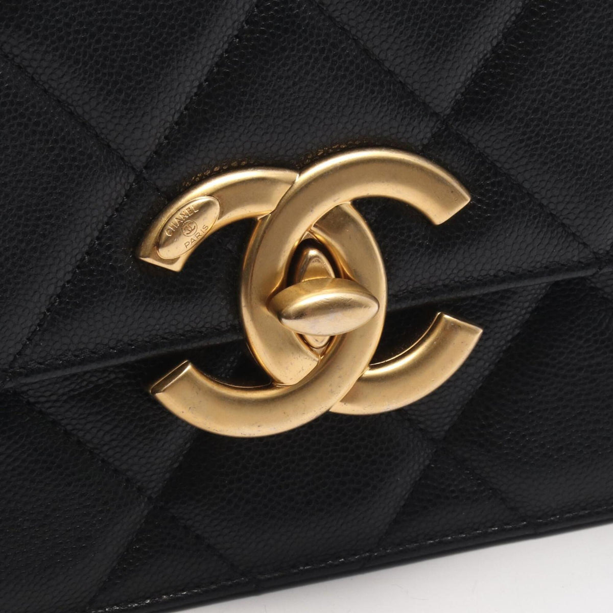 Chanel Black Grained Calfskin Handbag Shoulder Bag (Pre-Owned)