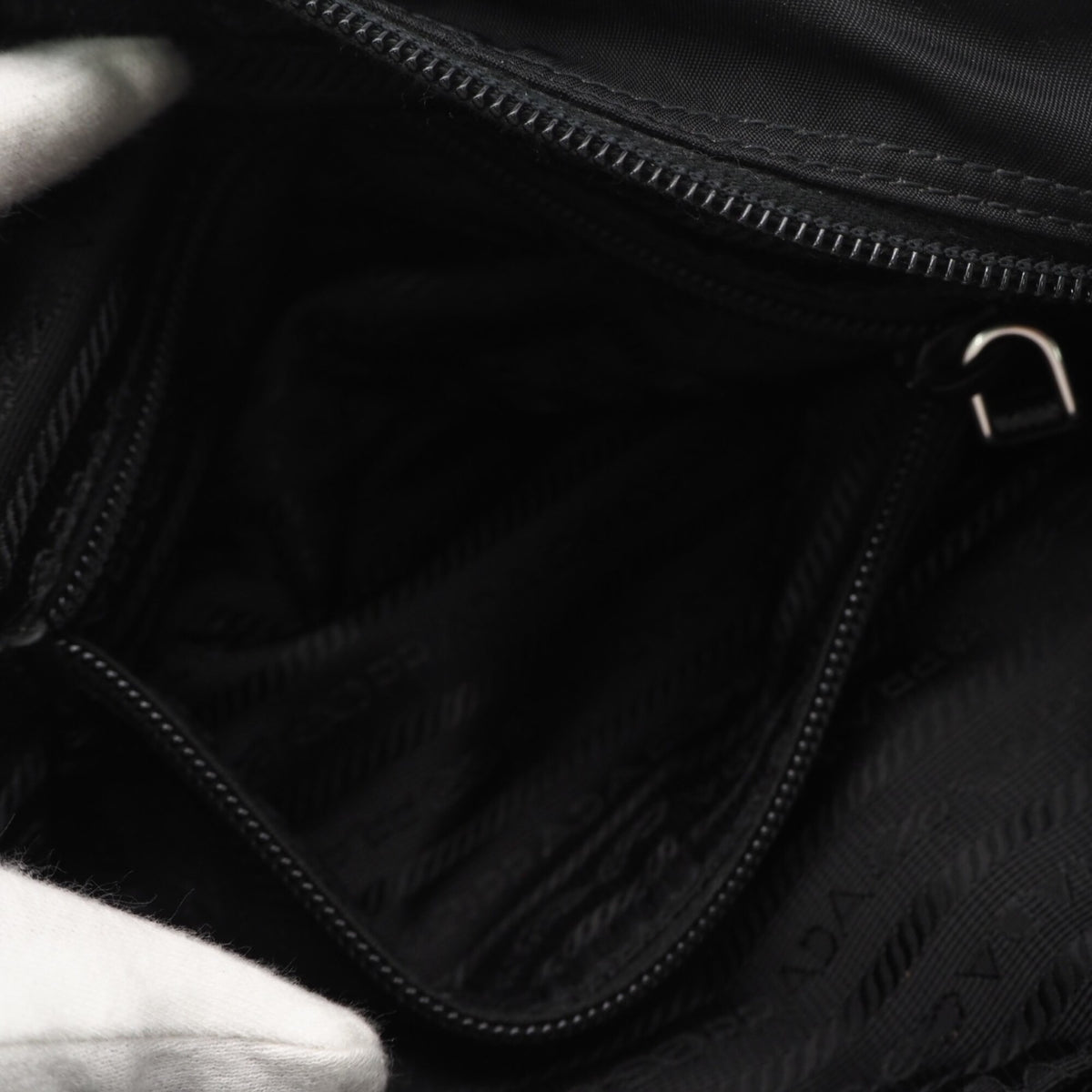 Prada Black Nylon Shoulder Bag (Pre-Owned)