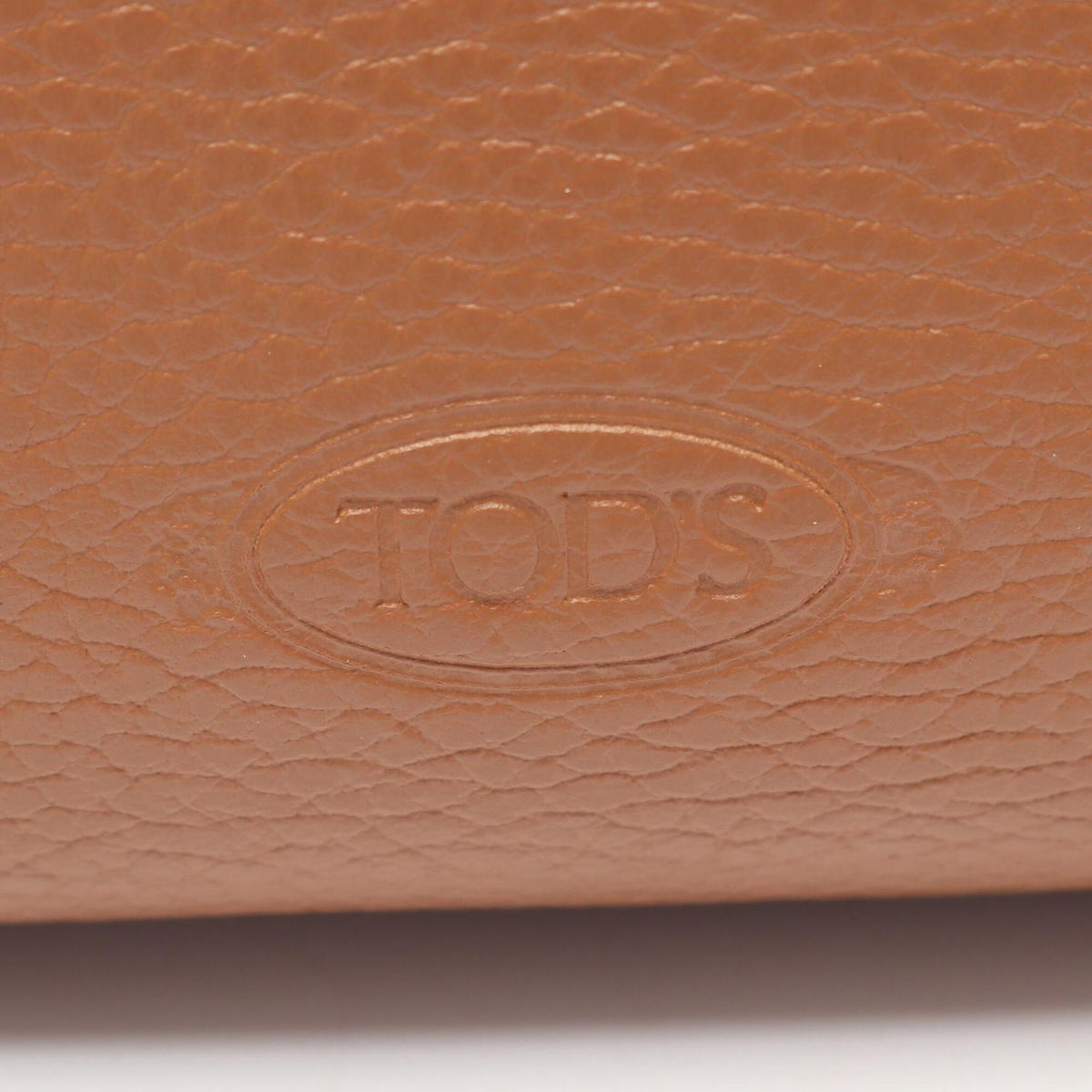 Tod's Brown Leather Handbag (Pre-Owned)