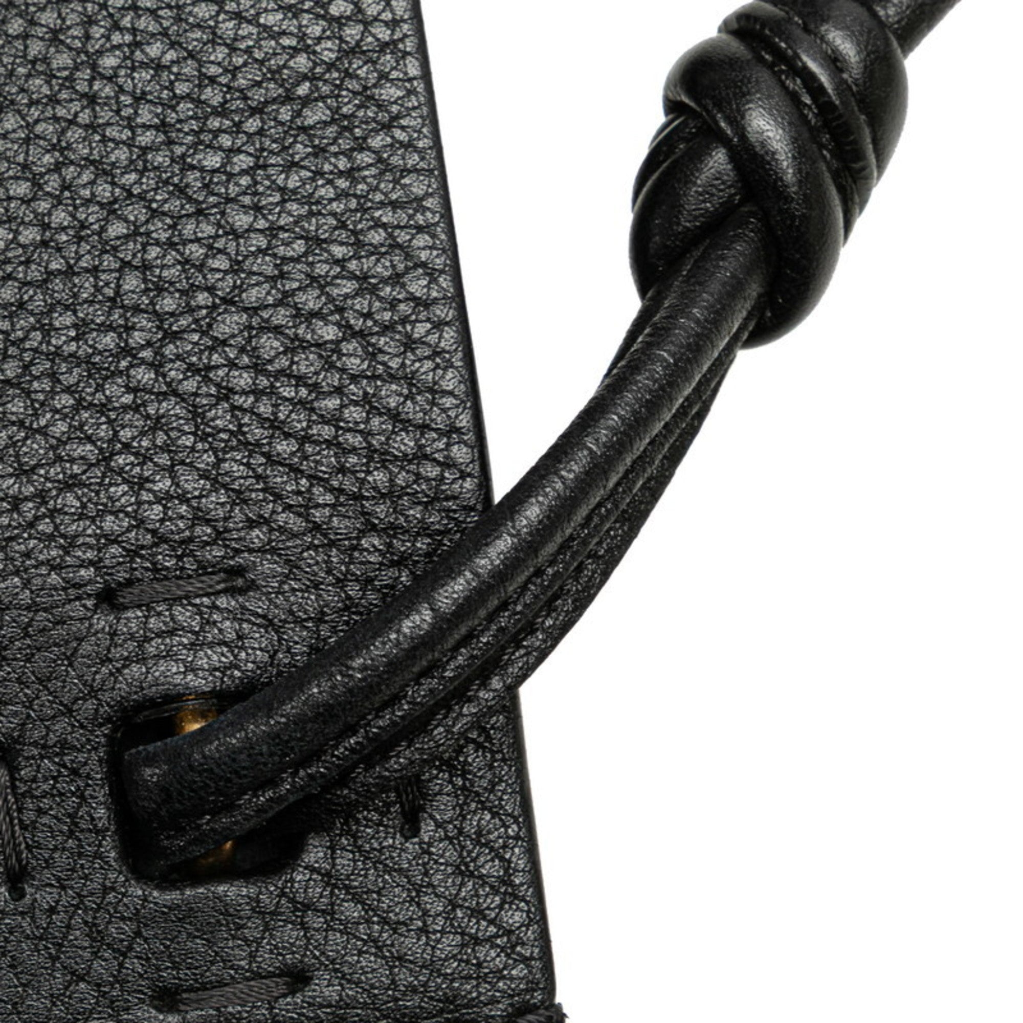 Valentino Garavani Black Leather Shoulder Bag (Pre-Owned)