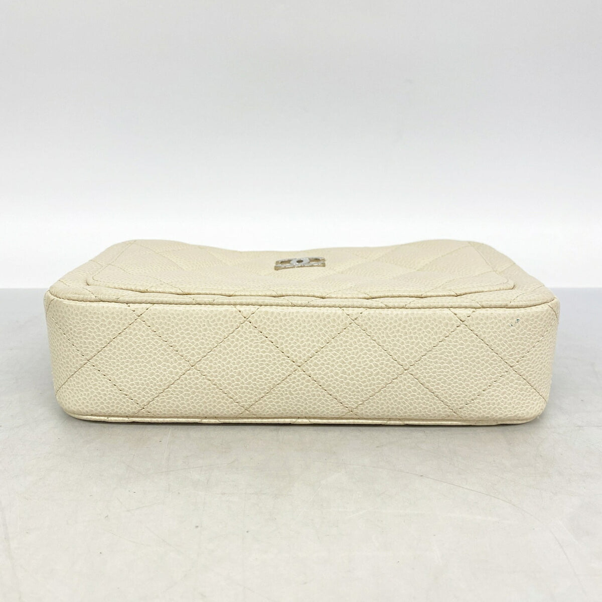 Chanel Ivory Grained Calfskin Shoulder Bag (Pre-Owned)