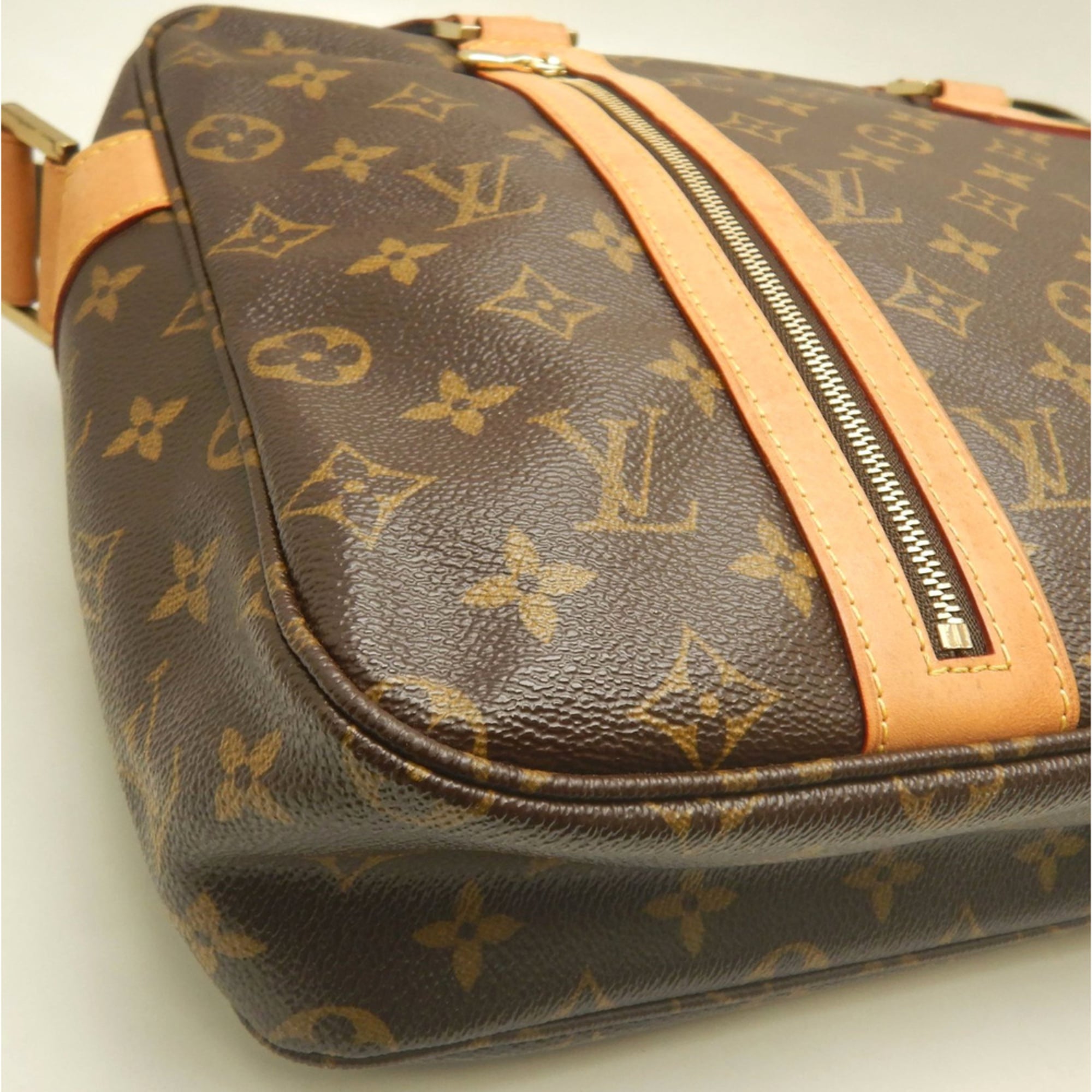 Louis Vuitton Brown Monogram Canvas Briefcase (Pre-Owned)
