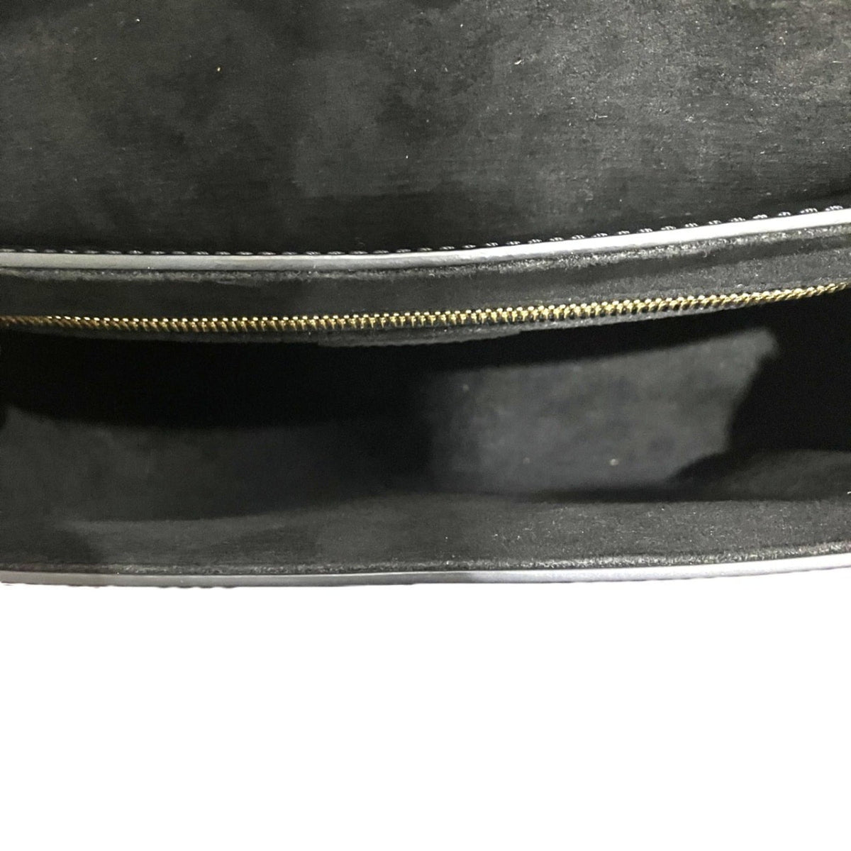 Louis Vuitton Black Leather Shoulder Bag (Pre-Owned)