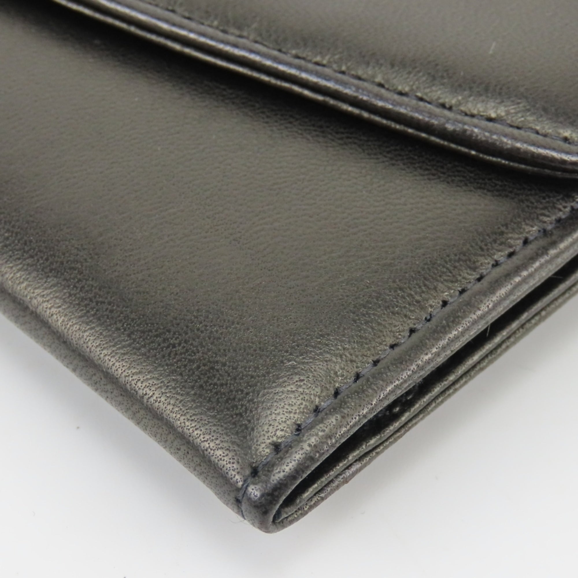 Chanel Black Leather Wallet (Bi-Fold) (Pre-Owned)