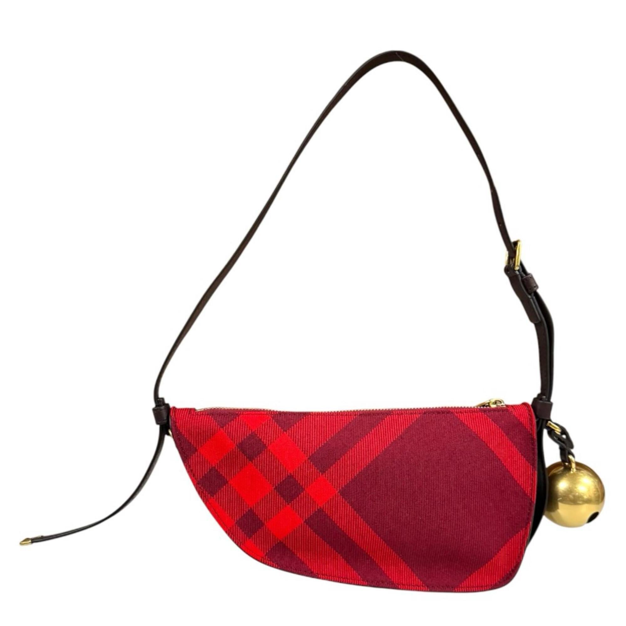 Burberry Red Color Canvas Shoulder Bag (Pre-Owned)