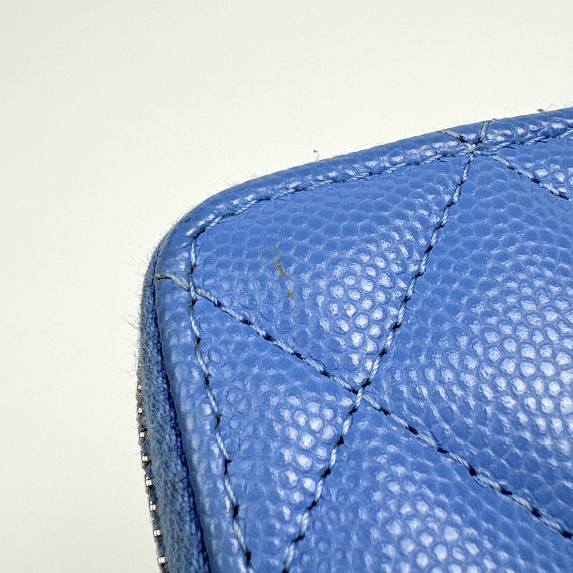 Chanel Blue Leather Coin Purse/Coin Case (Pre-Owned)