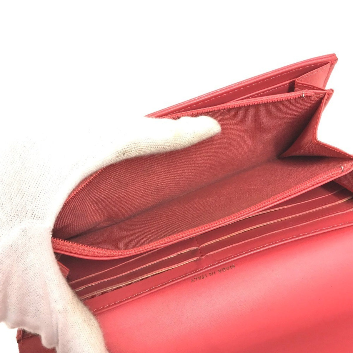 Chanel Red Color Grained Calfskin Long Wallet (Bi-Fold) (Pre-Owned)