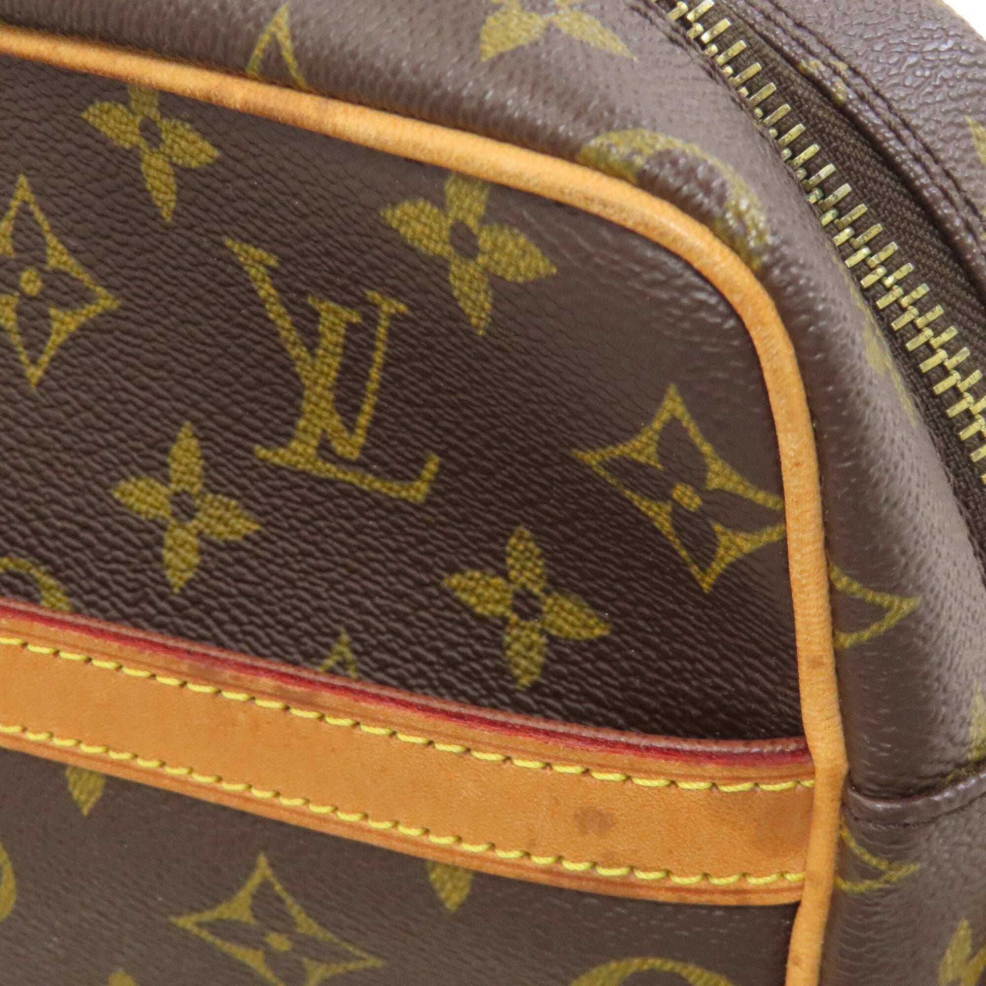 Louis Vuitton Monogram Monogram Shoulder Bag (Pre-Owned)
