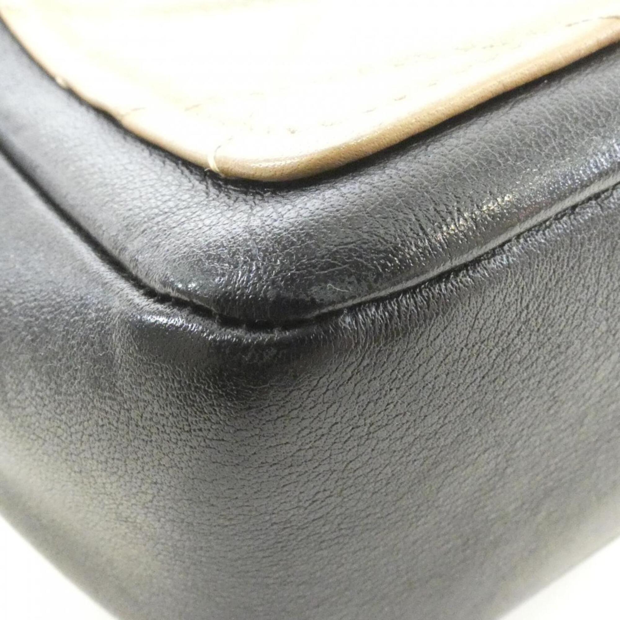 Chanel Beige Black Leather Shoulder Bag (Pre-Owned)