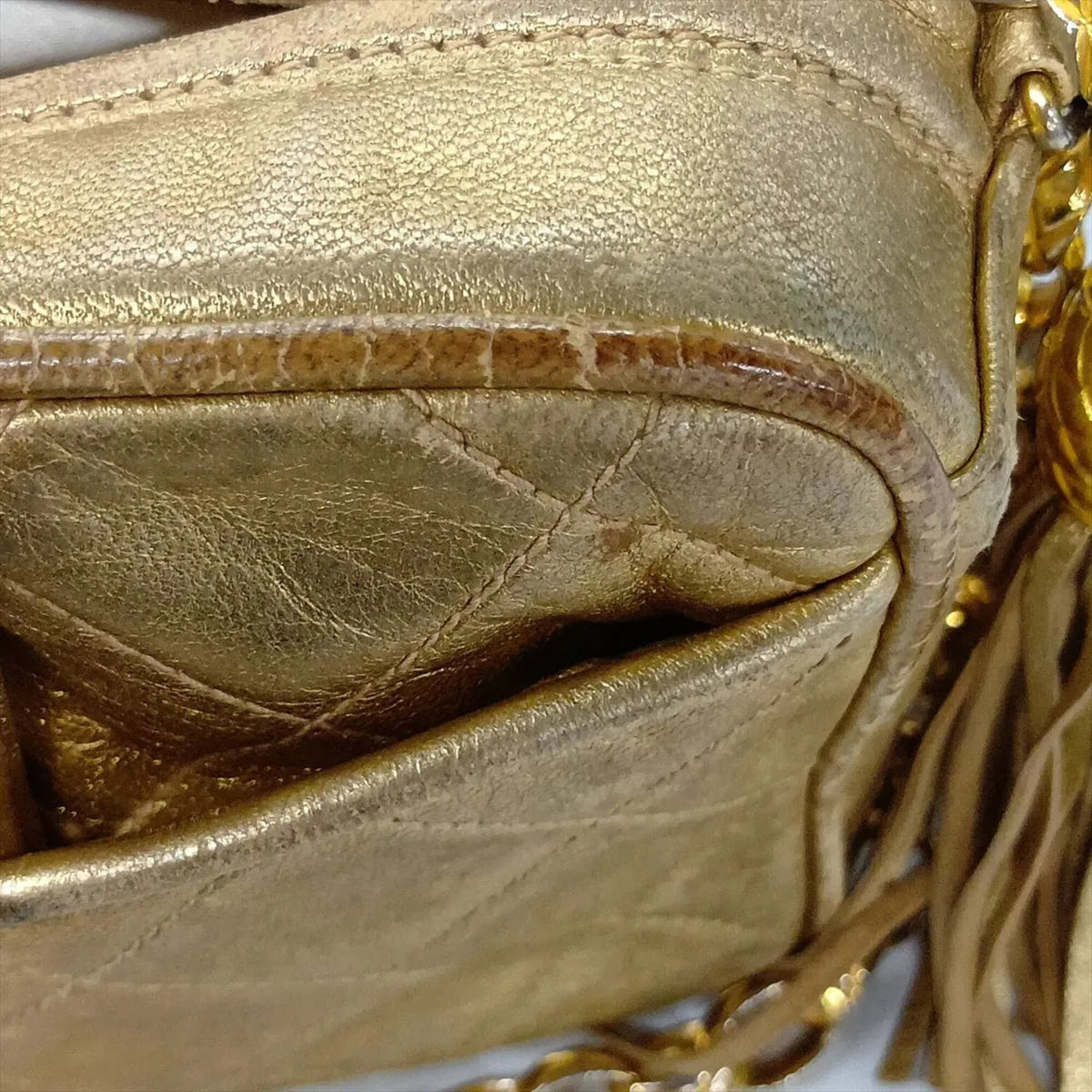 Chanel Gold Leather Crossbody Bag Shoulder Bag (Pre-Owned)