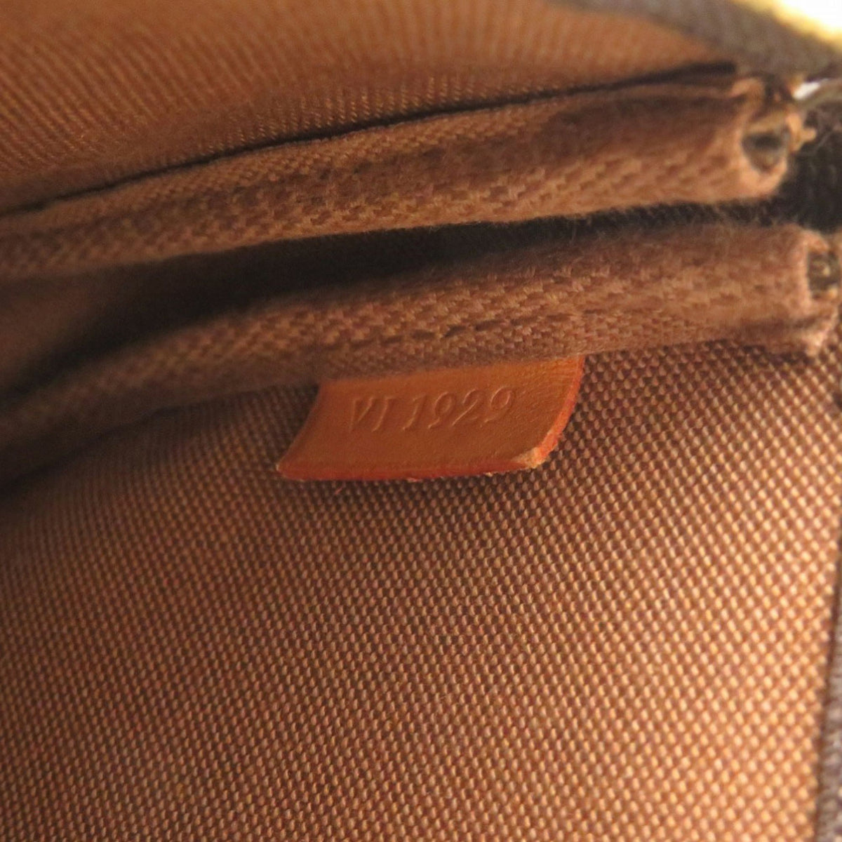 Louis Vuitton Brown Monogram Monogram Handbag Pochette Pouch (Pre-Owned)