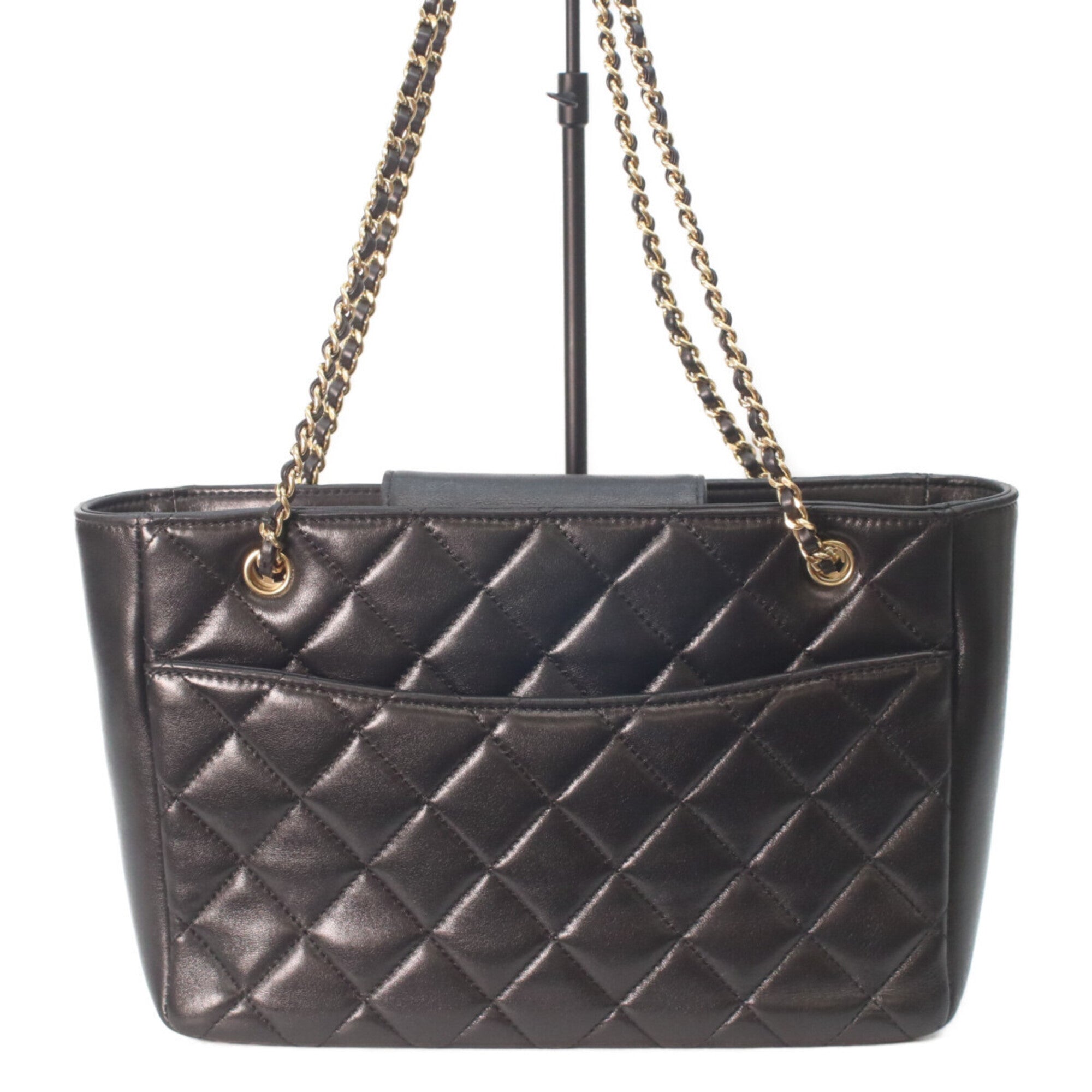 Chanel Black Leather Tote Bag (Pre-Owned)