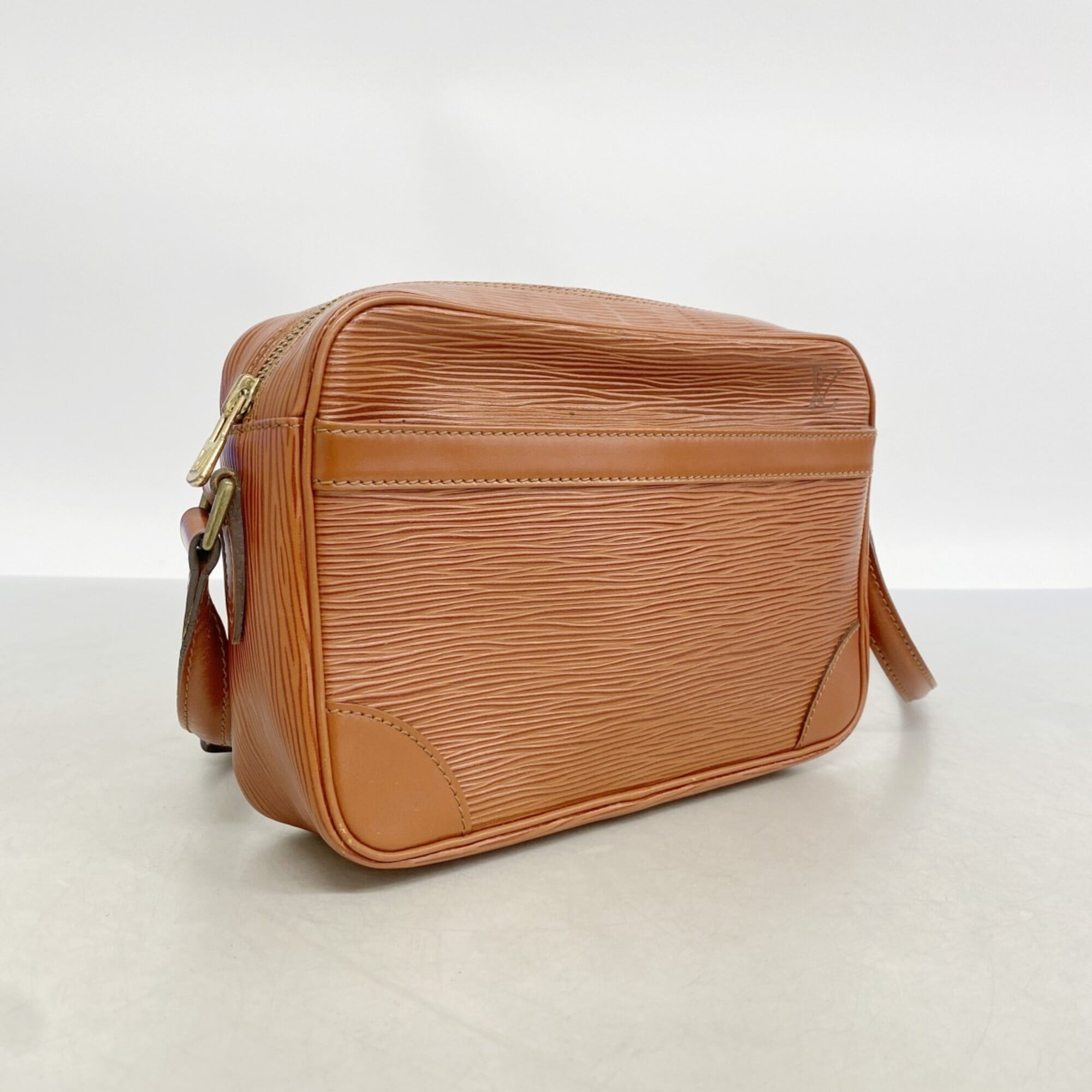 Louis Vuitton Kenyan Brown Shoulder Bag (Pre-Owned)