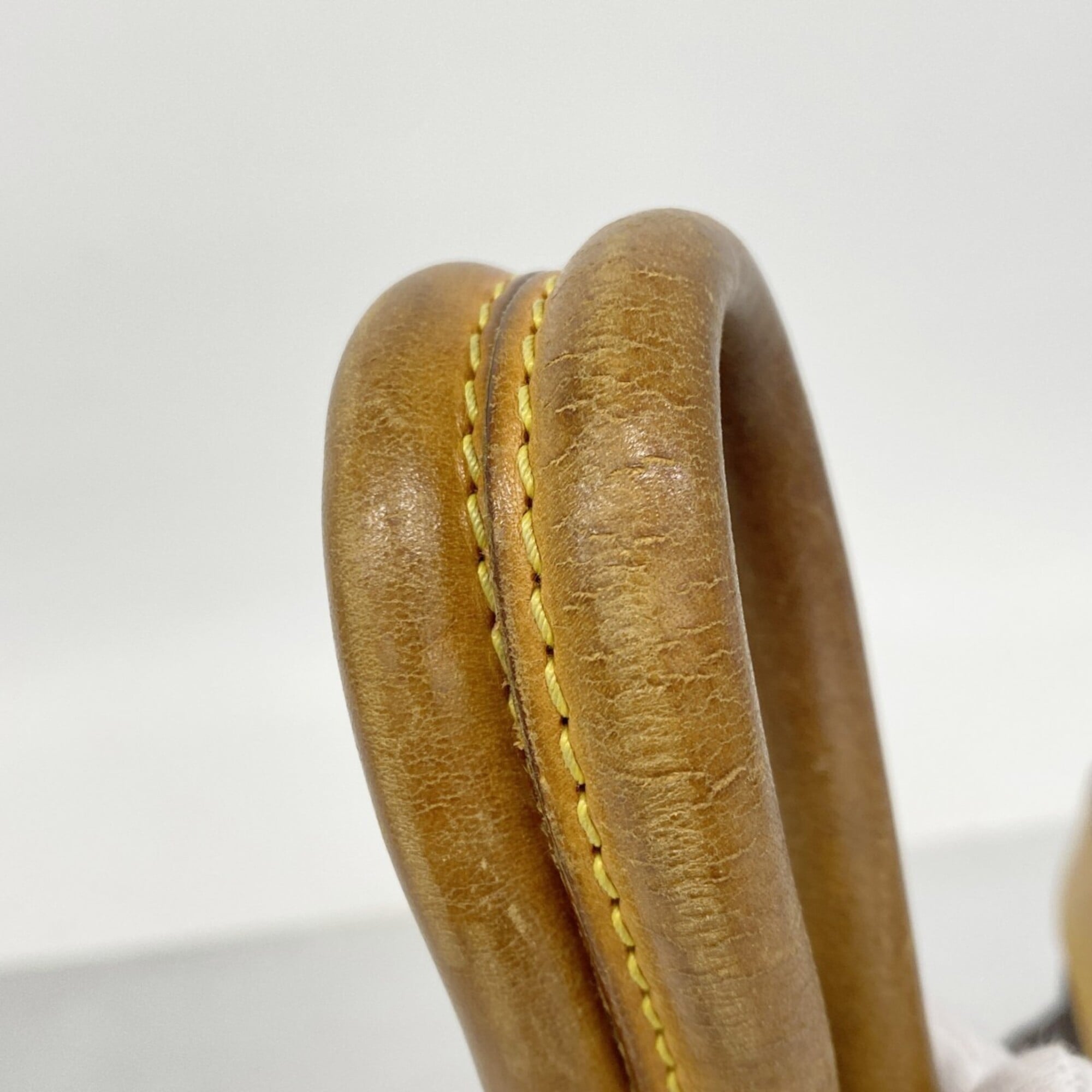 Louis Vuitton Brown Handbag (Pre-Owned)