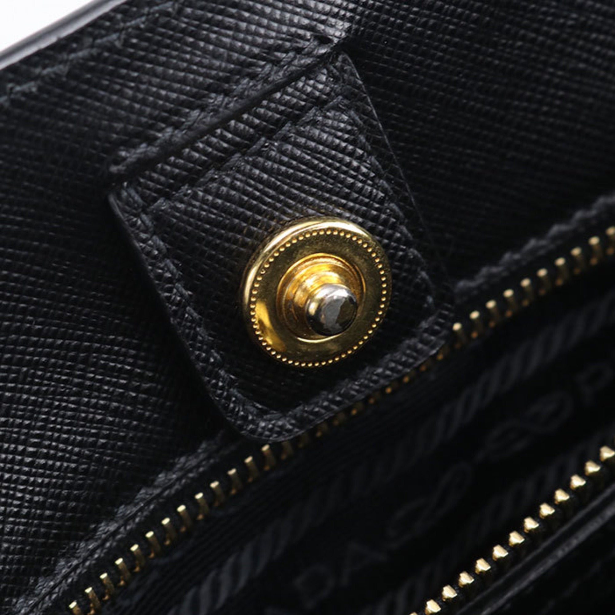 Prada Black Leather Tote Bag (Pre-Owned)