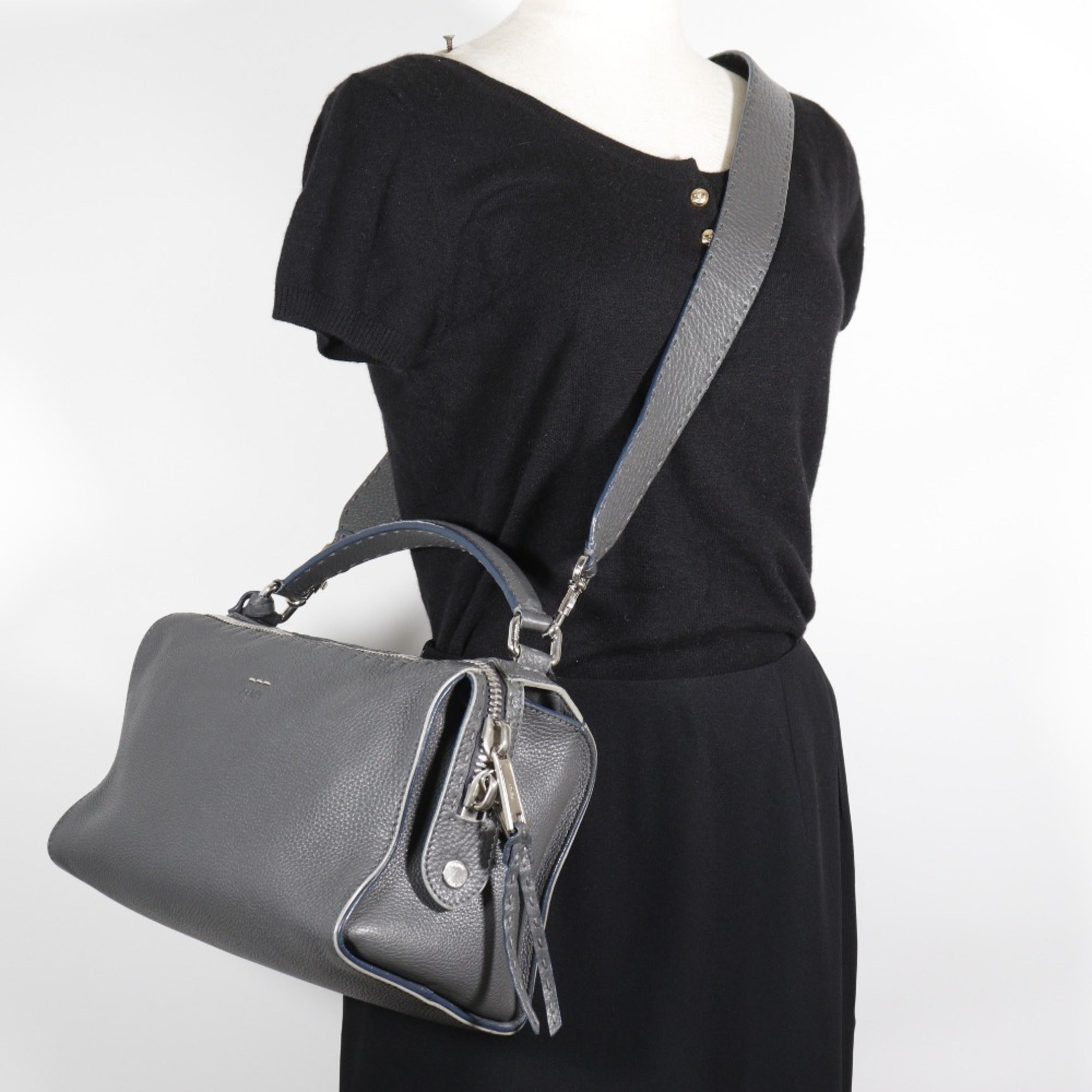 Fendi Gray Leather Handbag (Pre-Owned)