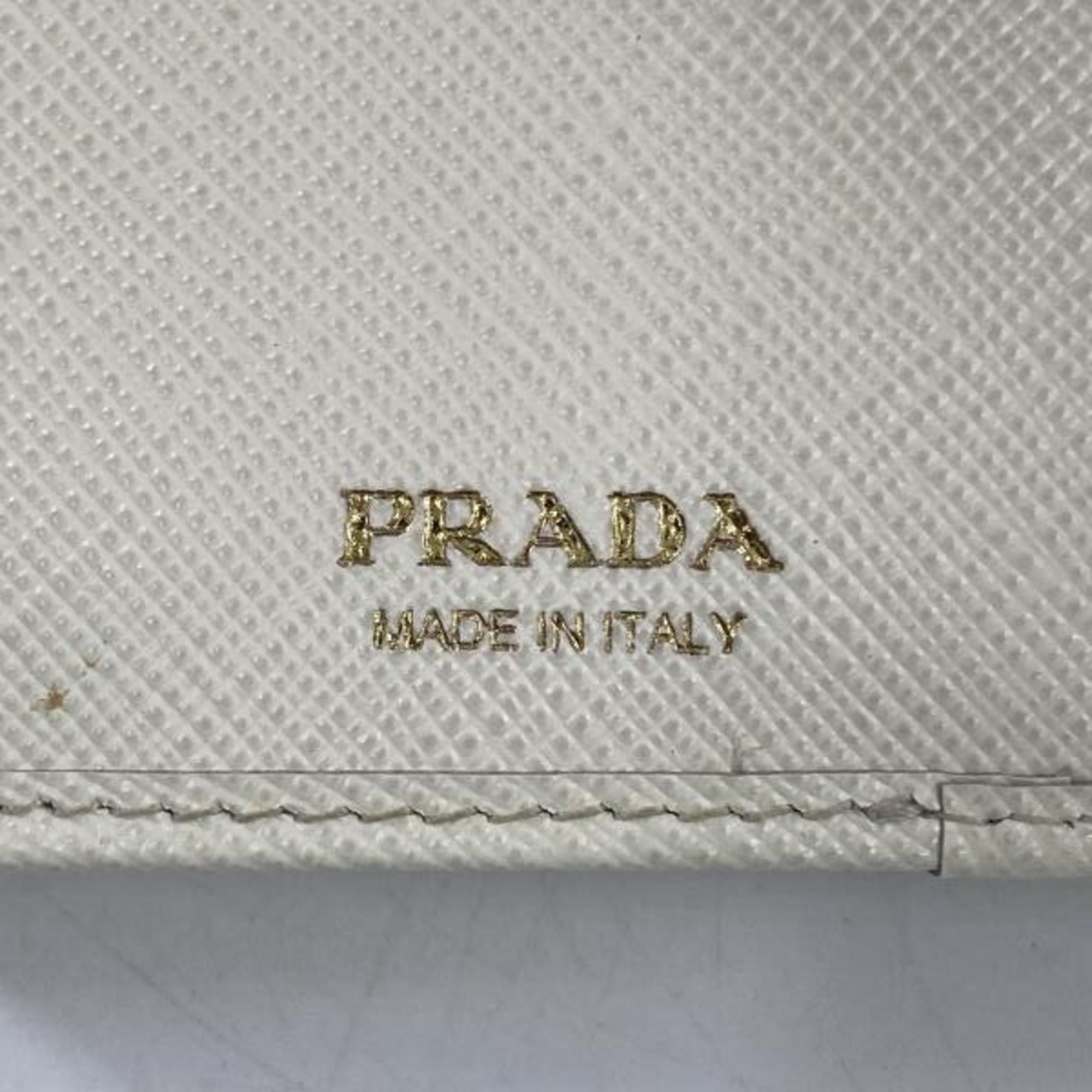 Prada Saffiano White Wallet (Tri-Fold) (Pre-Owned)