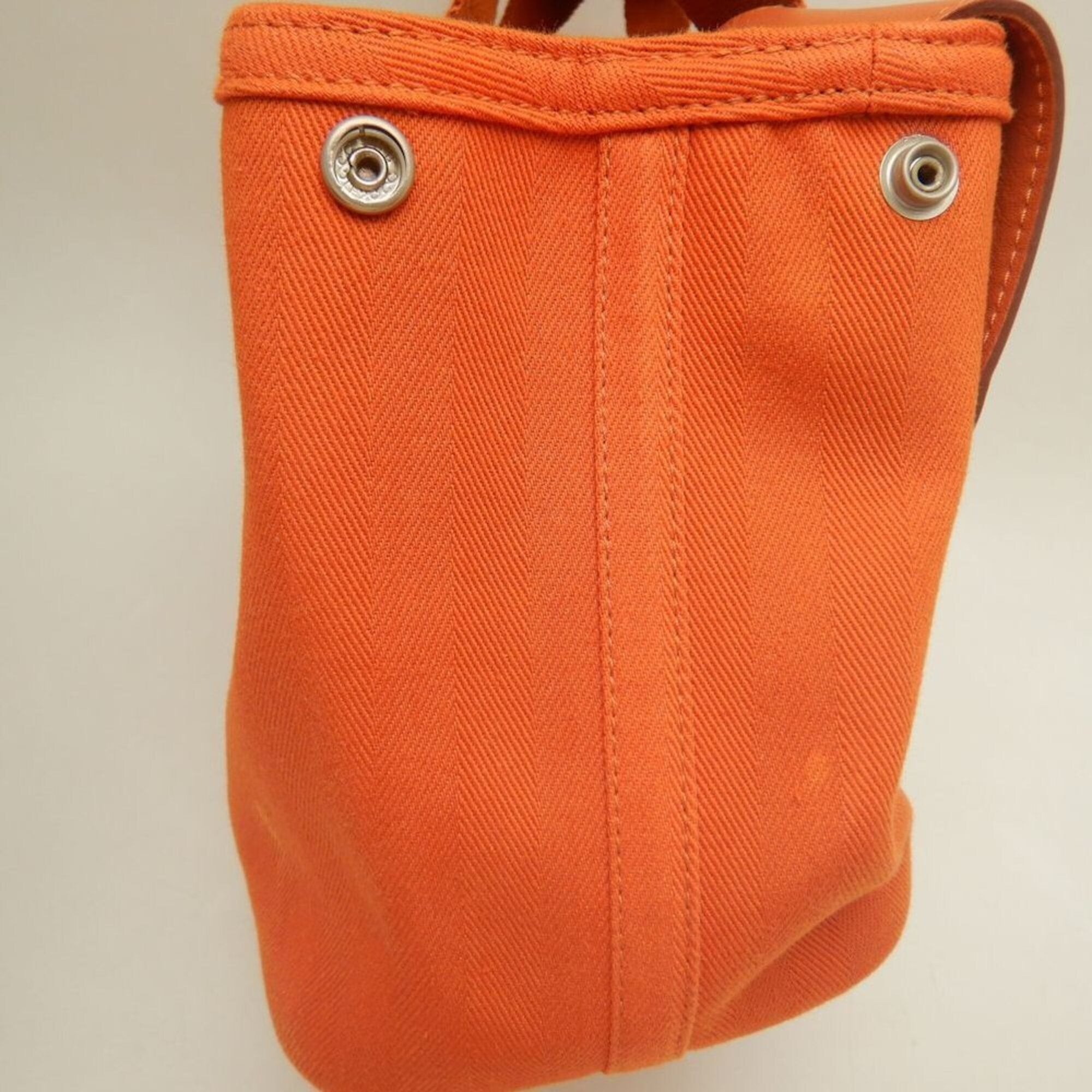 Hermes Orange Toile Chevron Leather Handbag (Pre-Owned)