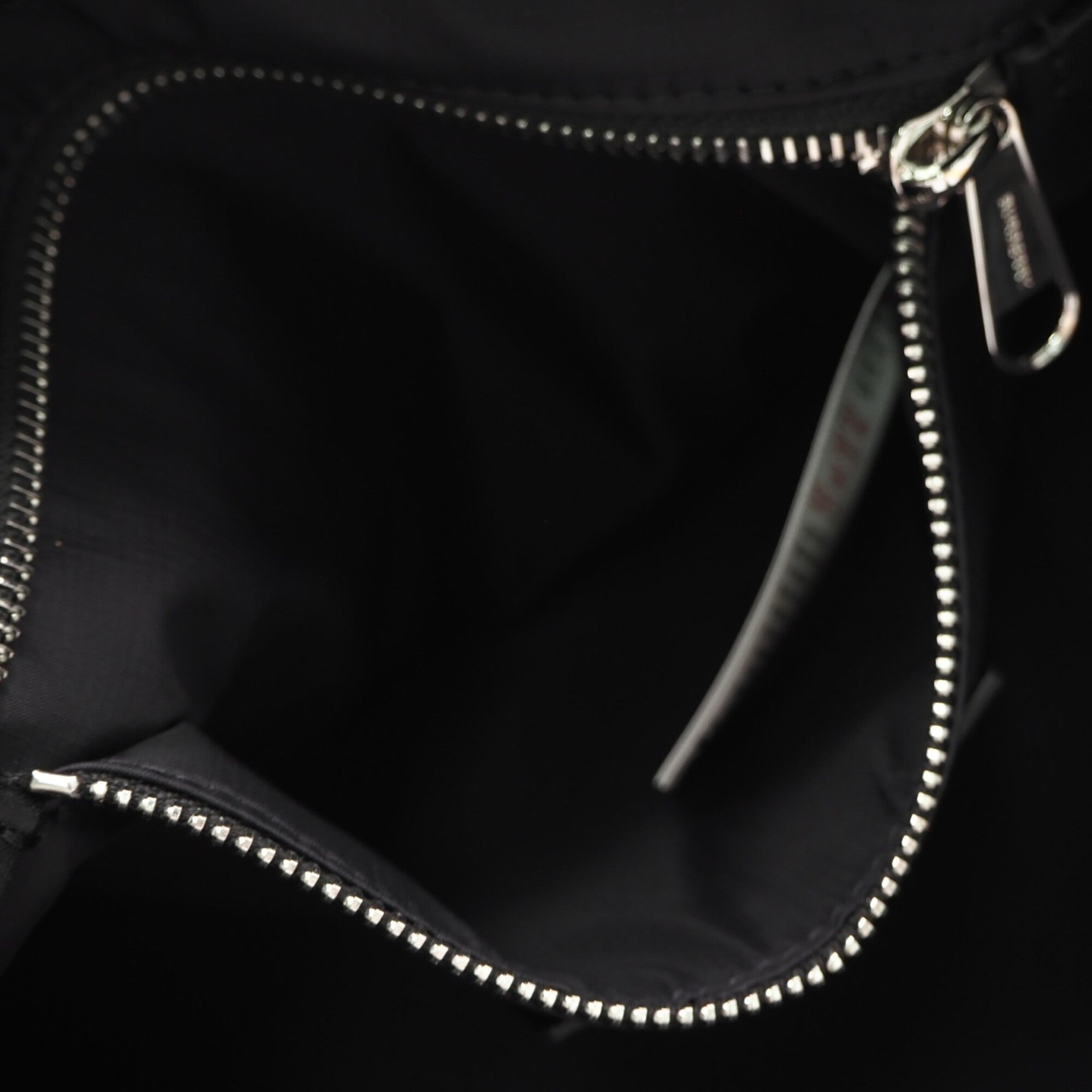 Burberry Black White Nylon Tote Bag (Pre-Owned)
