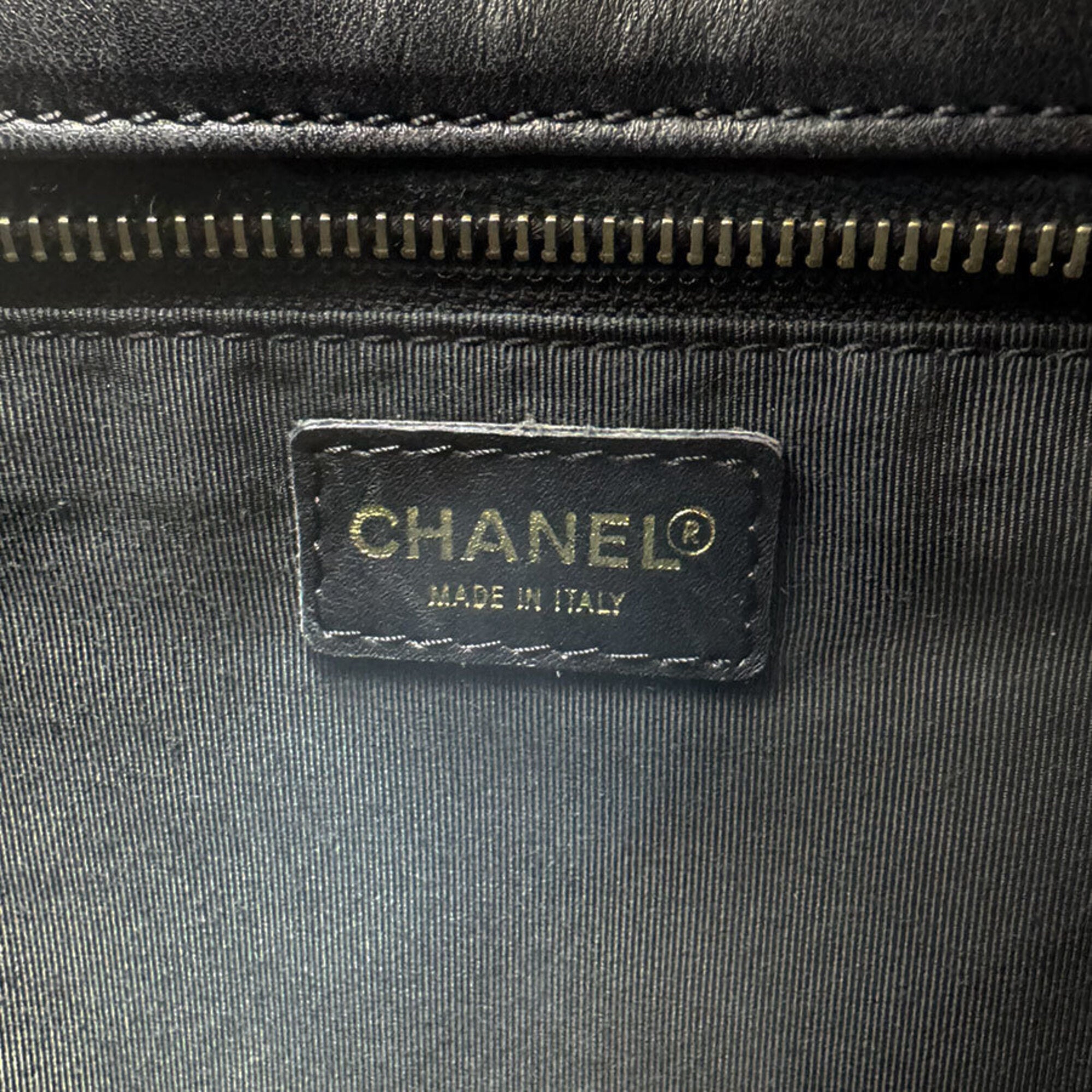 Chanel Black Leather Shoulder Bag Tote Bag (Pre-Owned)