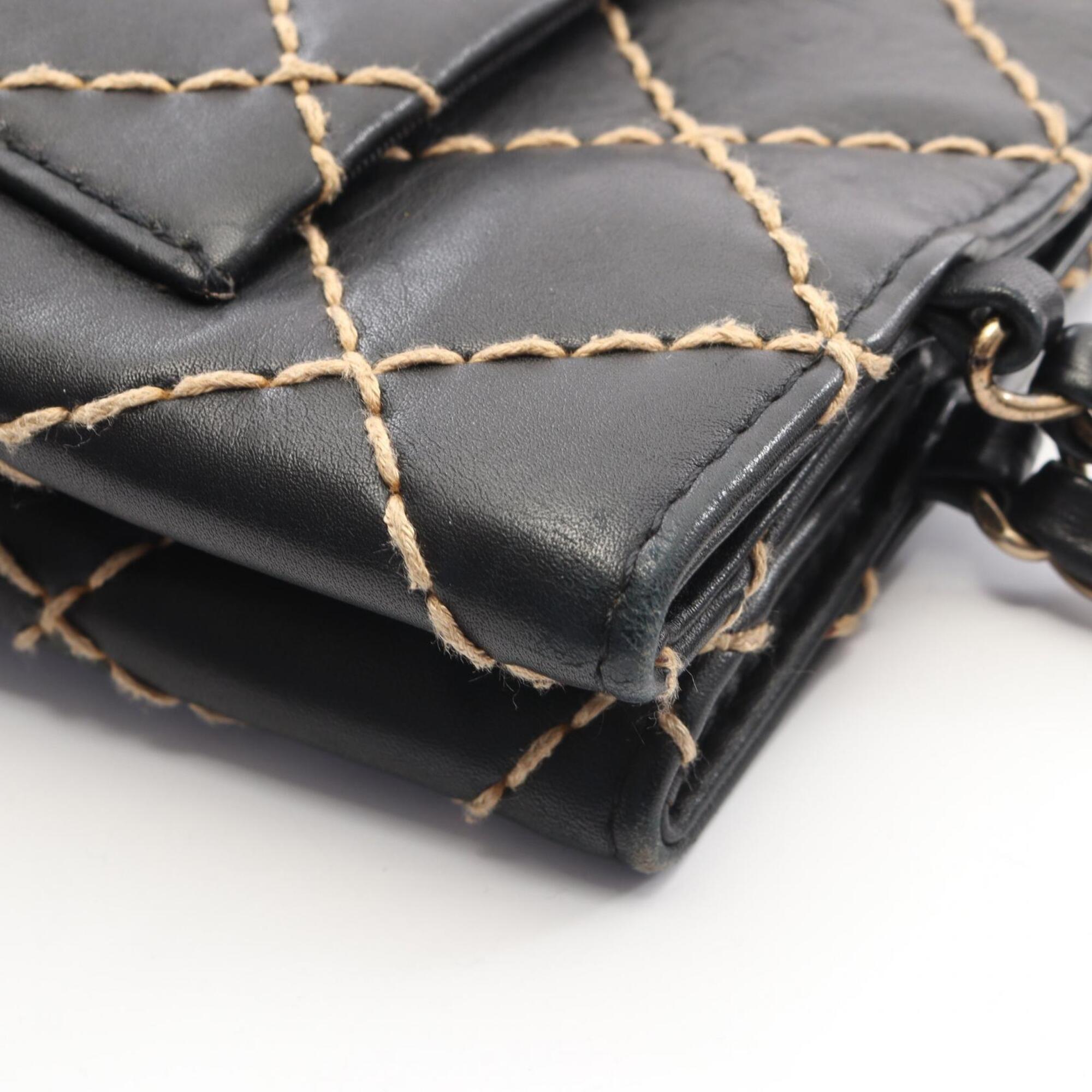 Chanel Black Leather Handbag Shoulder Bag (Pre-Owned)