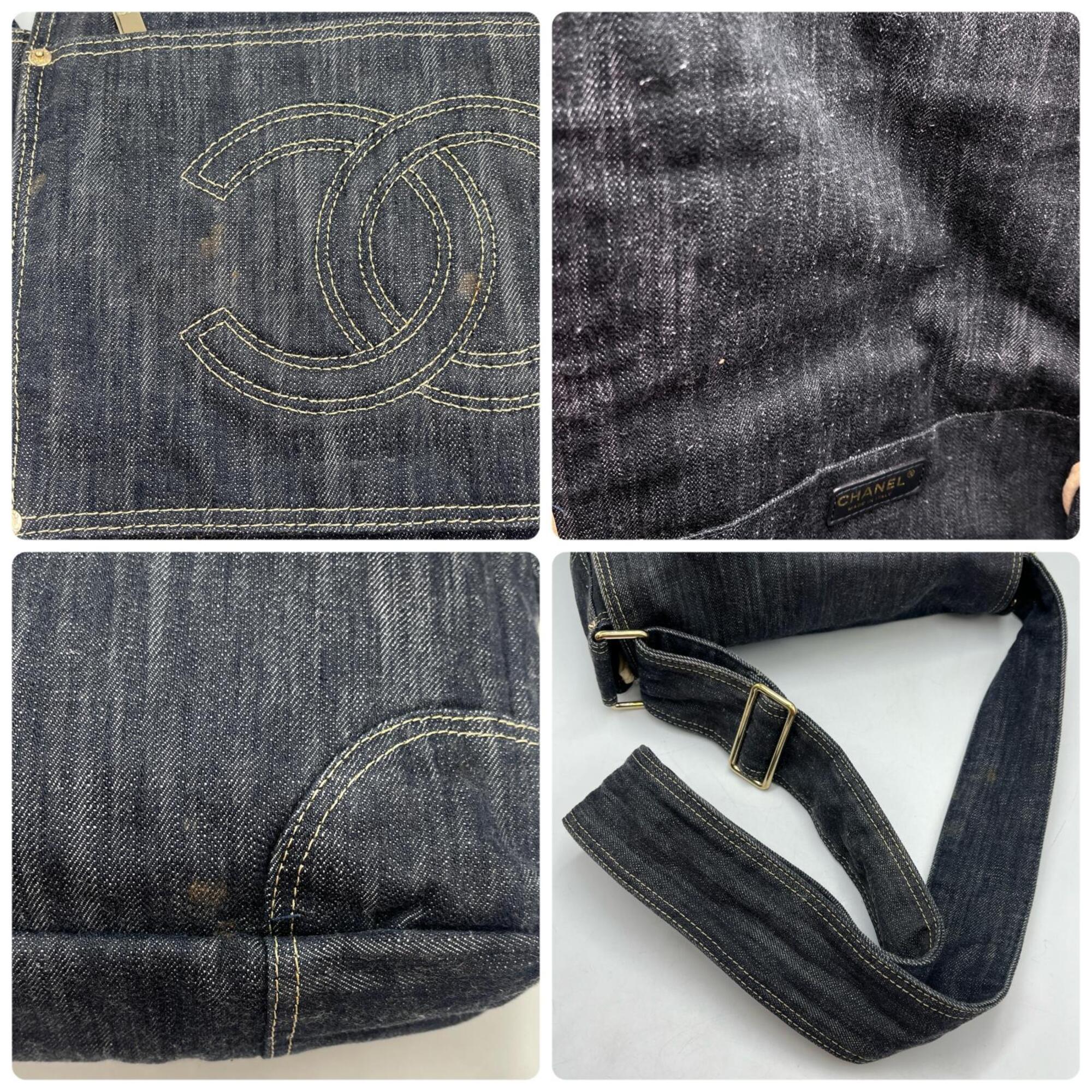 Chanel Denim Messenger Bag Shoulder Bag (Pre-Owned)