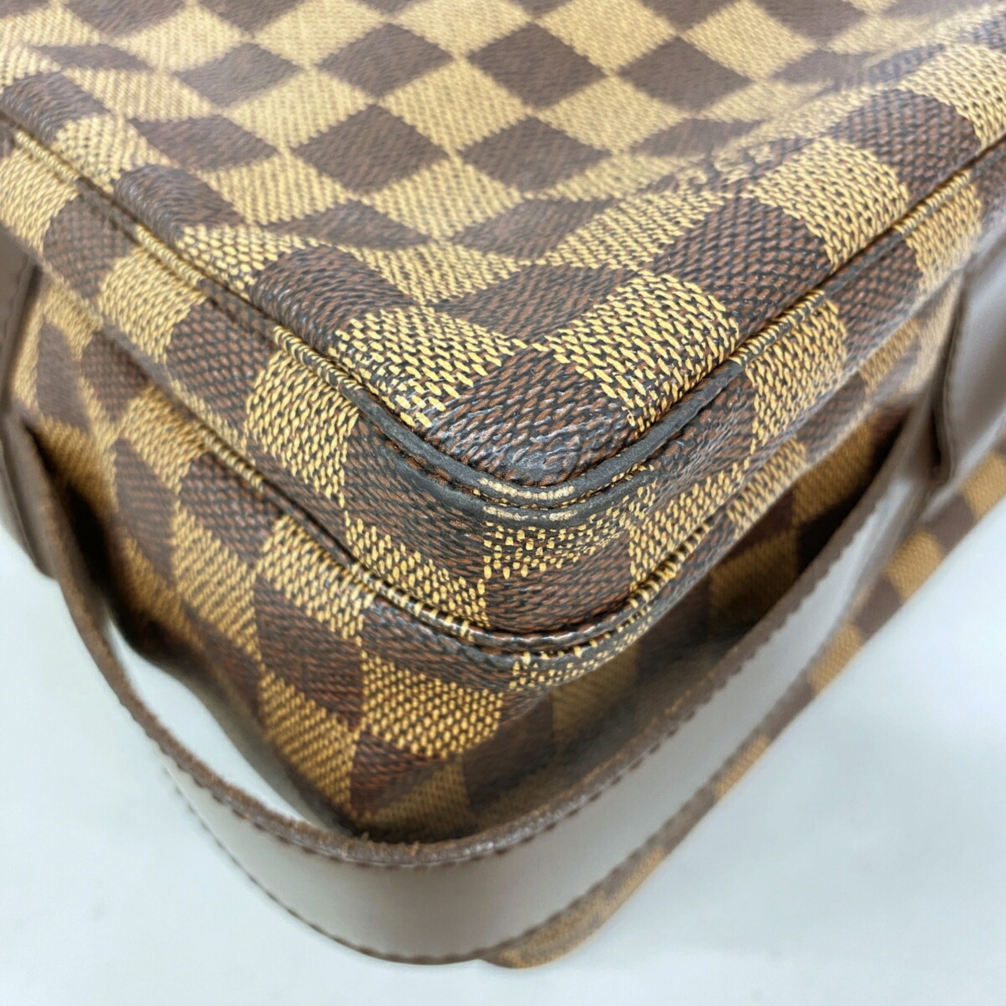 Louis Vuitton Ebene Shoulder Bag (Pre-Owned)
