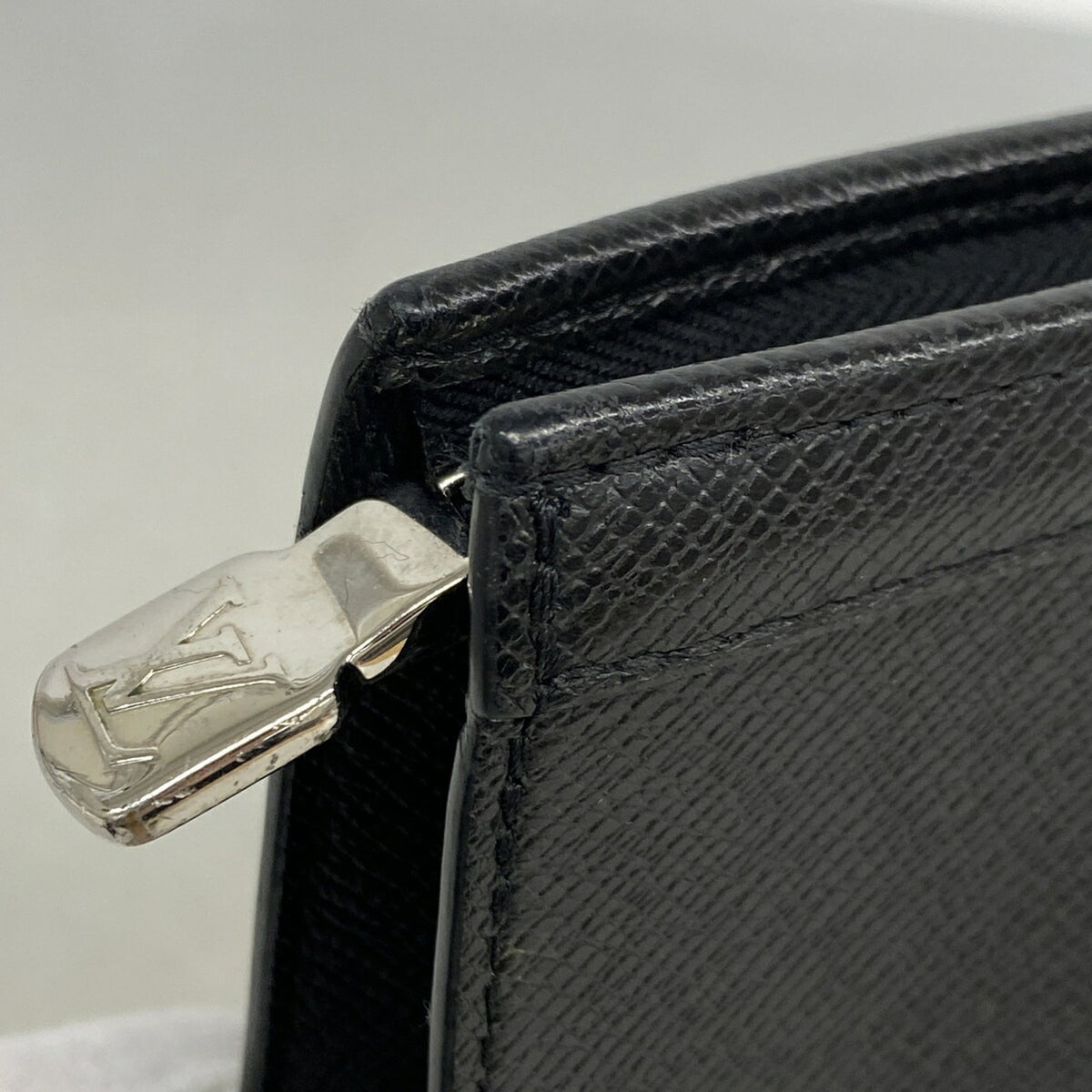 Louis Vuitton Black Clutch Bag (Pre-Owned)