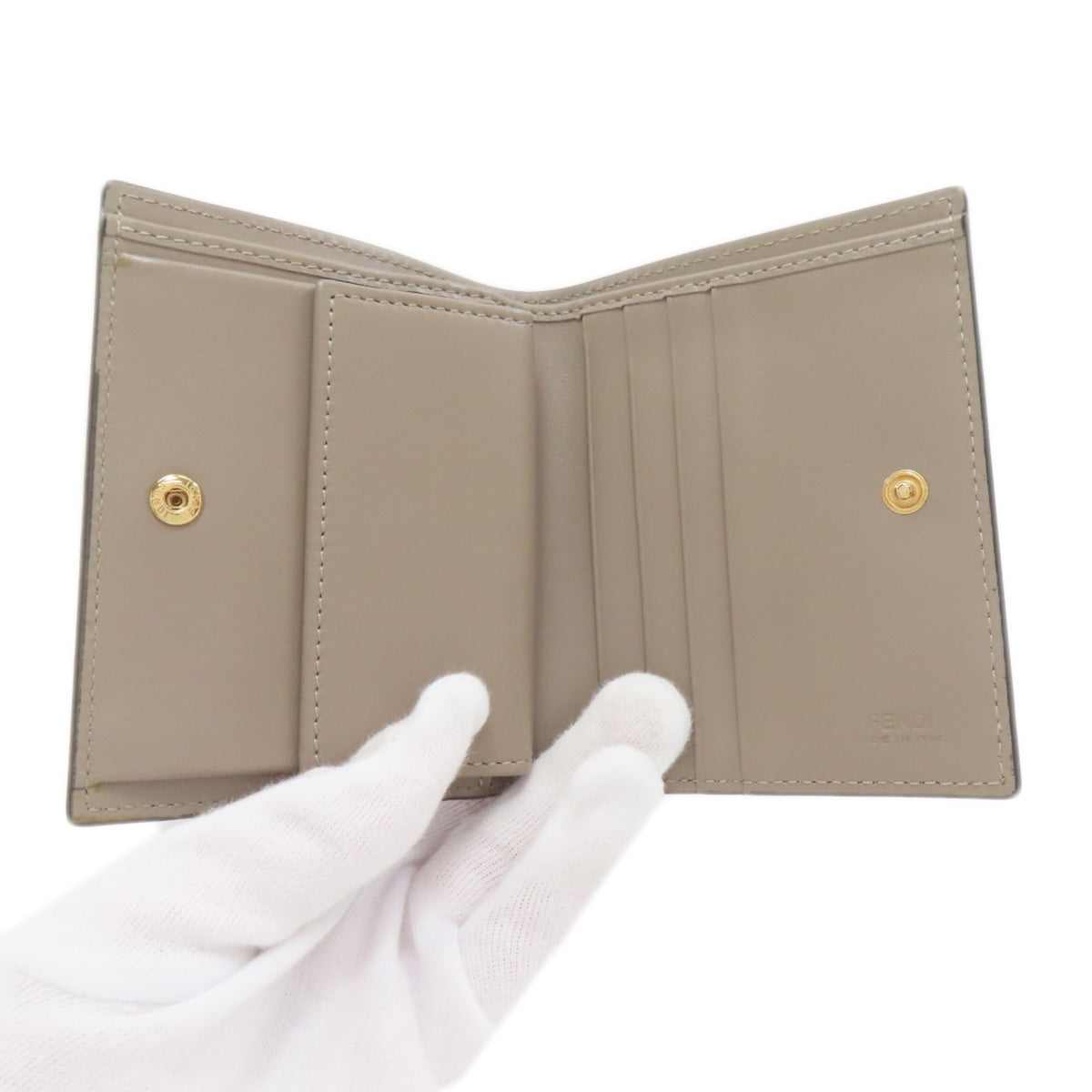 Fendi Beige Leather Wallet (Bi-Fold) (Pre-Owned)