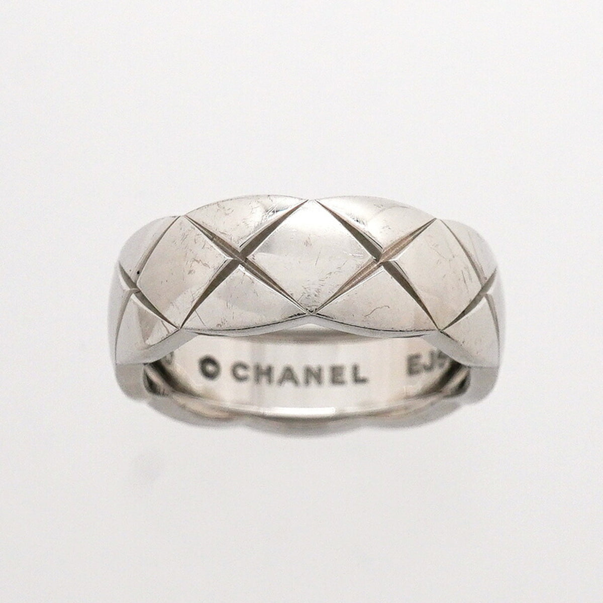 Chanel White Gold (18K) Band Ring (Pre-Owned)