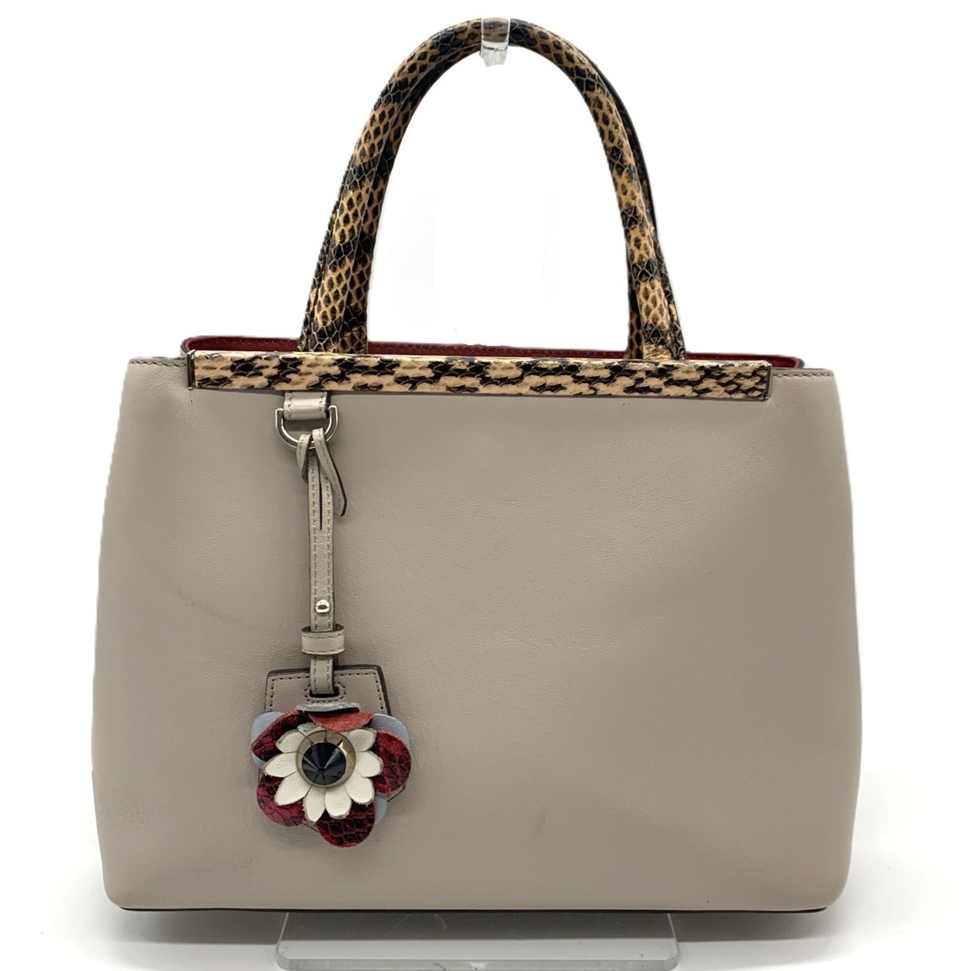 Fendi Beige Leather Handbag Shoulder Bag (Pre-Owned)
