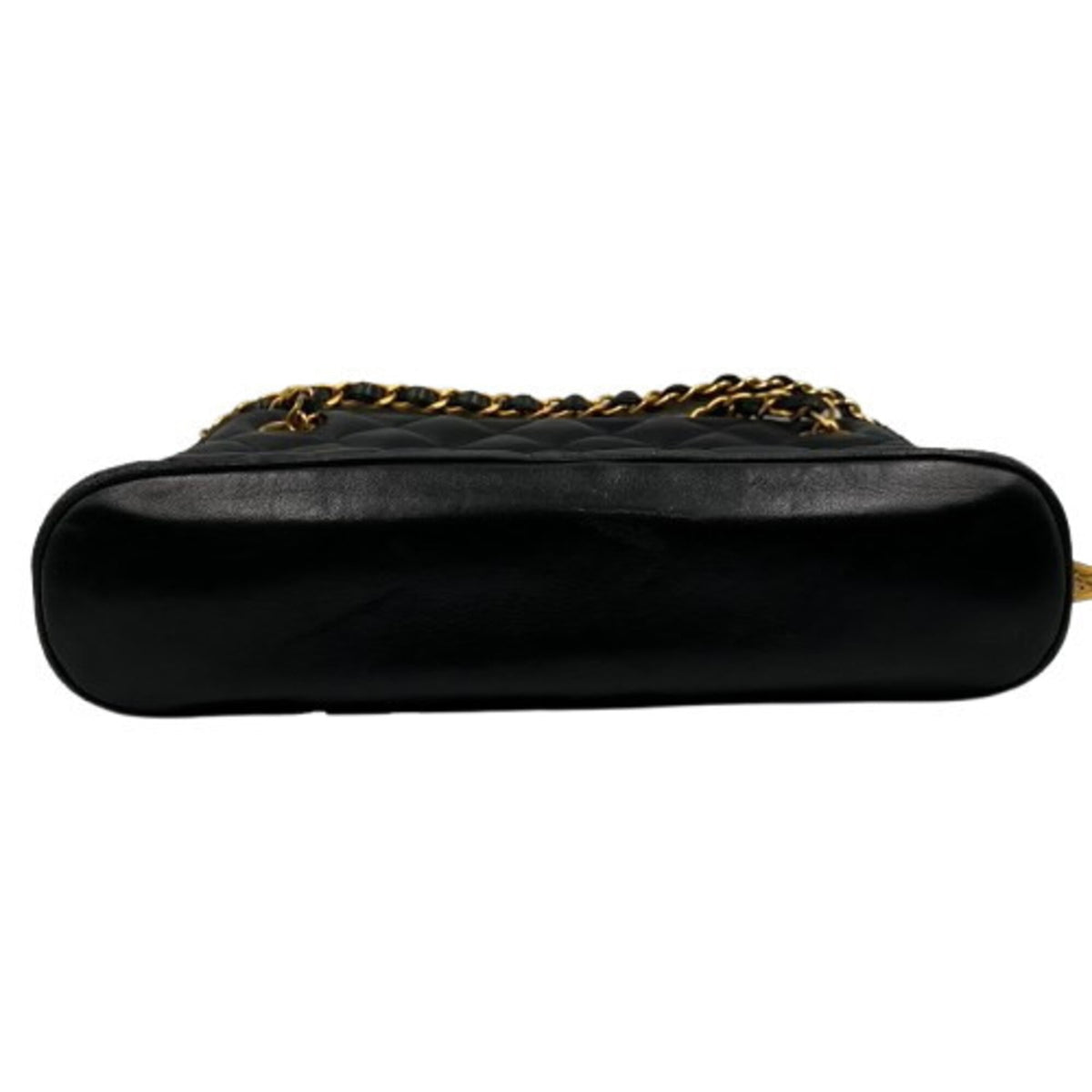 Chanel Matelasse Black Leather Shoulder Bag (Pre-Owned)