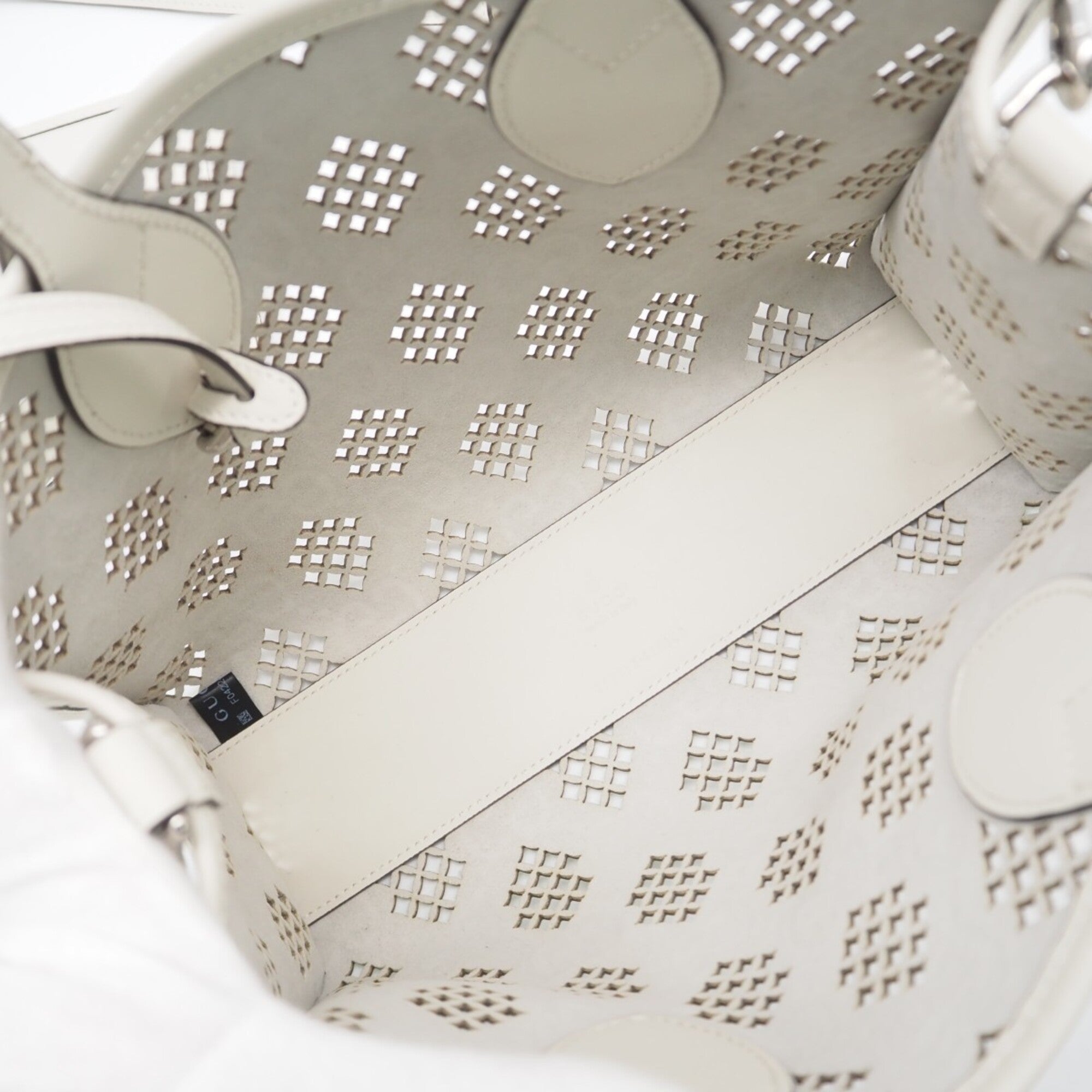 Gucci White Leather Handbag Pouch Tote Bag (Pre-Owned)