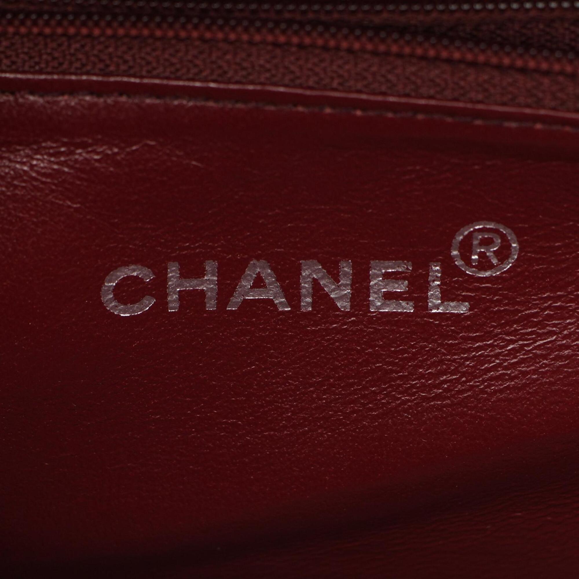 Chanel Black Leather Wood Handbag (Pre-Owned)