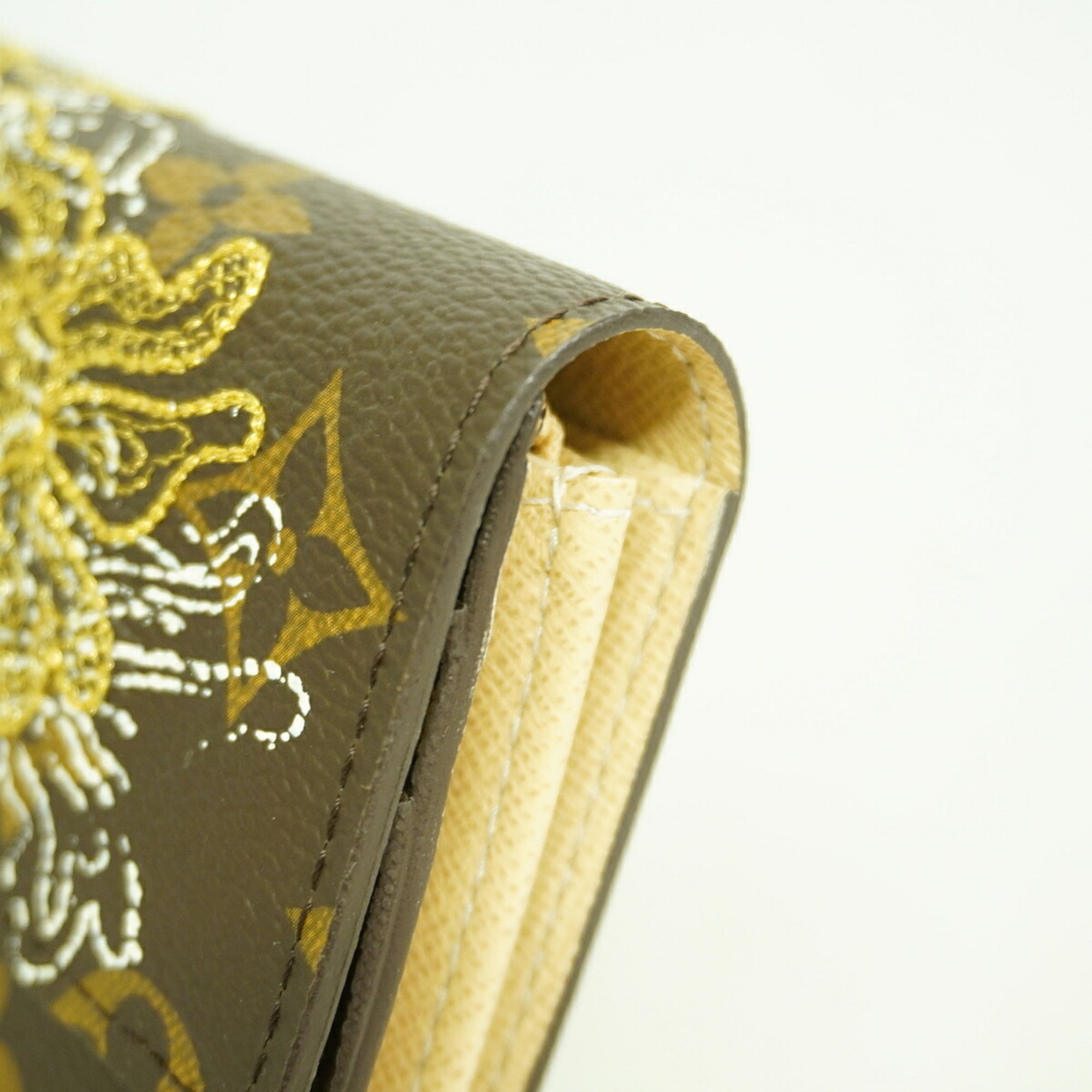Louis Vuitton Or Long Wallet (Bi-Fold) (Pre-Owned)