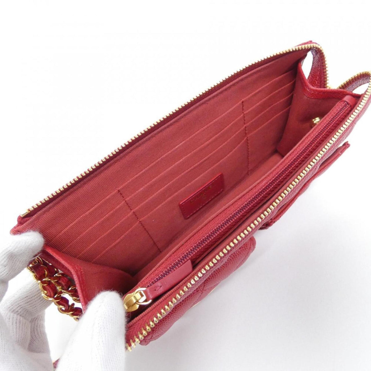 Chanel Red Color Grained Calfskin Handbag (Pre-Owned)