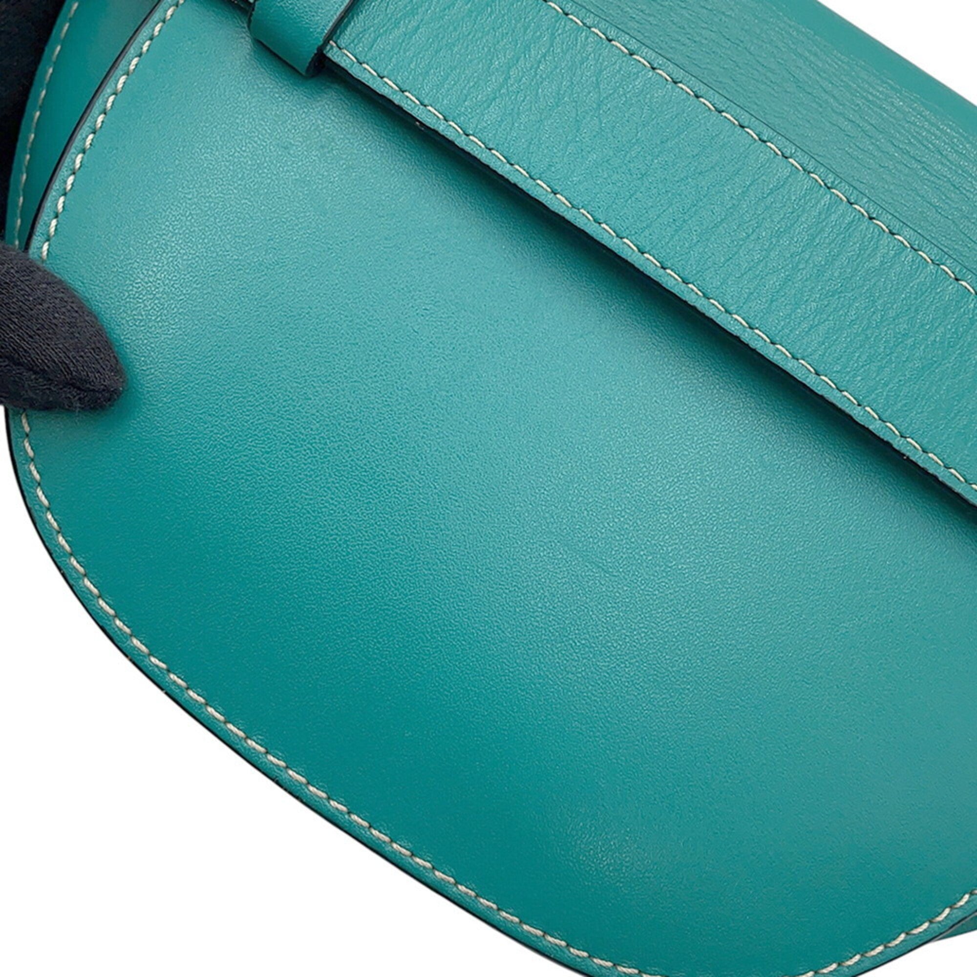 Loewe Green Leather Handbag Sling Bag (Pre-Owned)