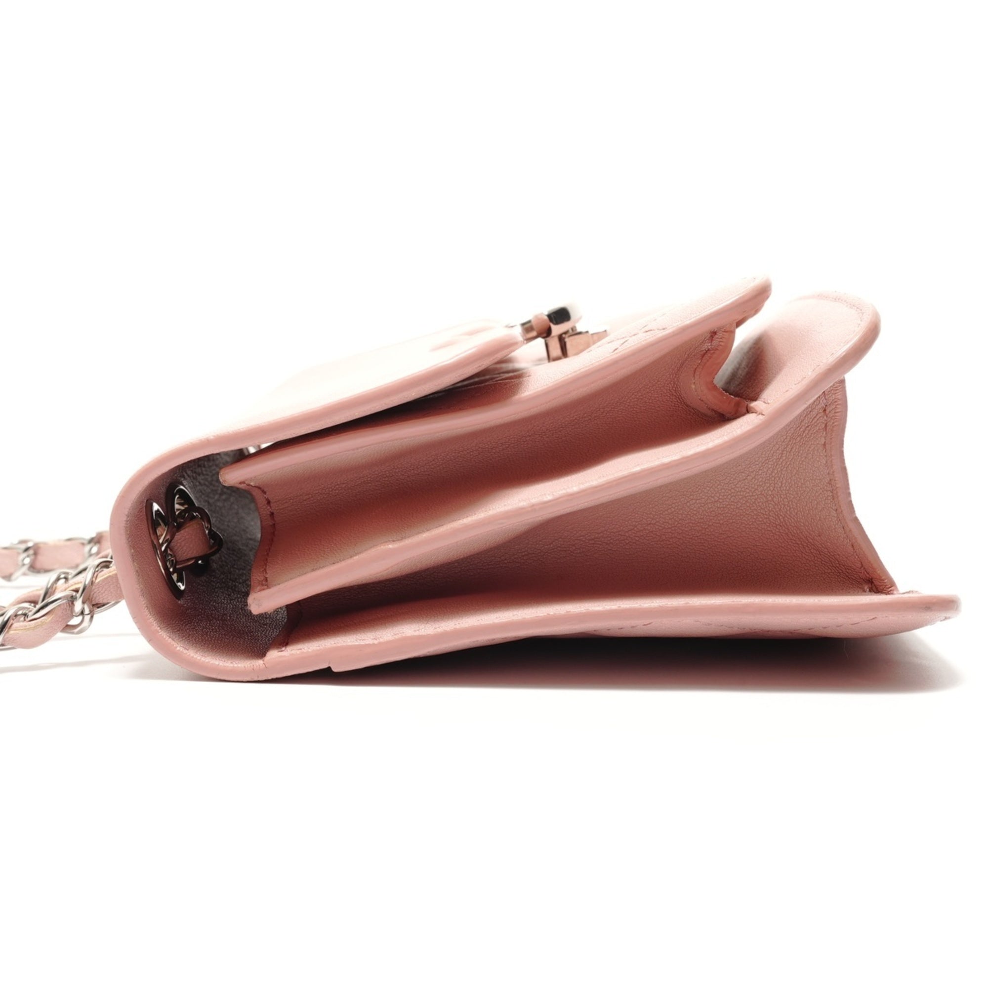 Chanel Pink Shoulder Bag (Pre-Owned)