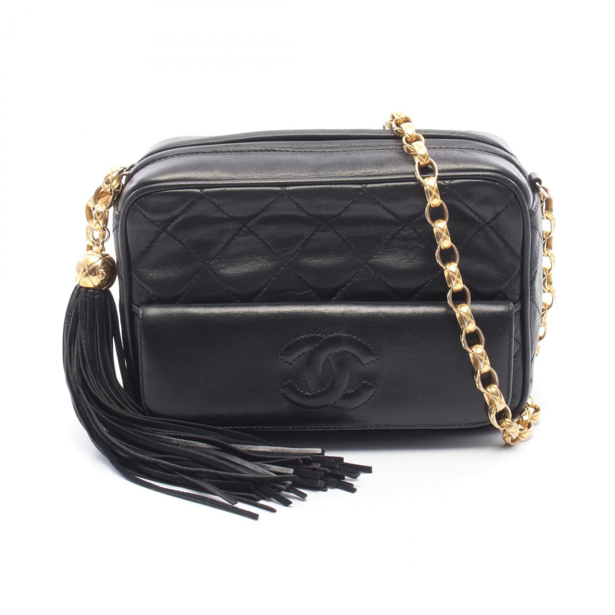 Chanel Black Leather Handbag Shoulder Bag (Pre-Owned)