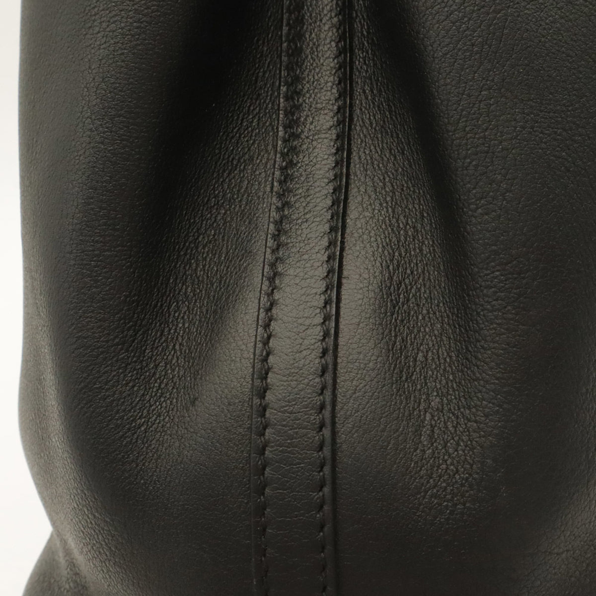 Hermes Black Gulliver Leather Handbag Tote Bag (Pre-Owned)