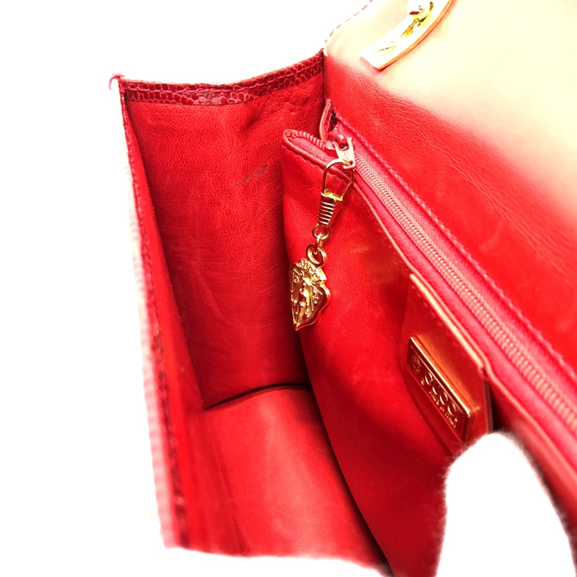 Gucci Red Other Shoulder Bag (Pre-Owned)