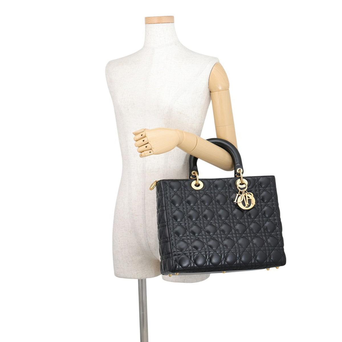 Christian Dior Black Leather Handbag (Pre-Owned)
